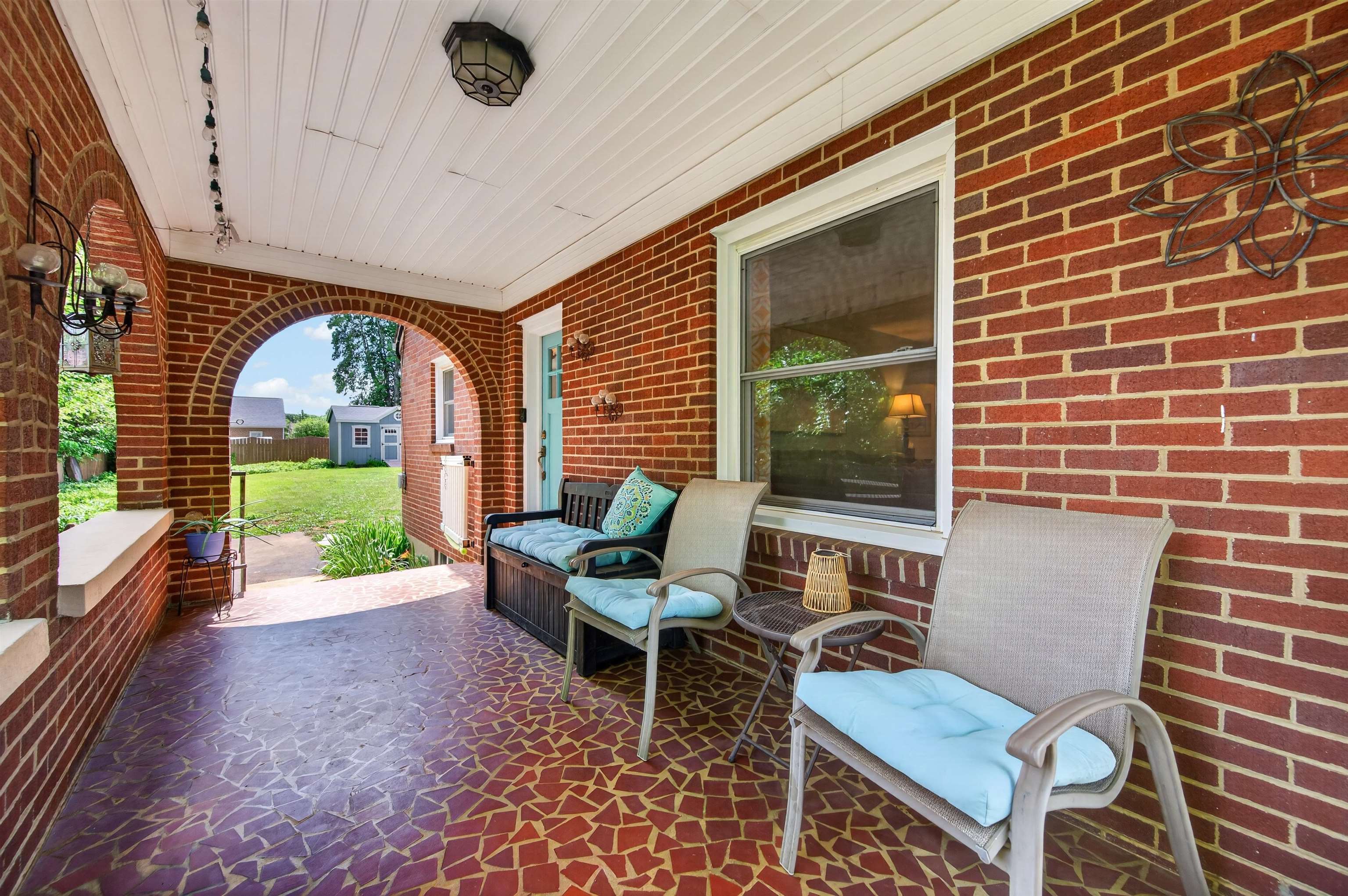 5214 Woodbury Street NW Roanoke VA 24012