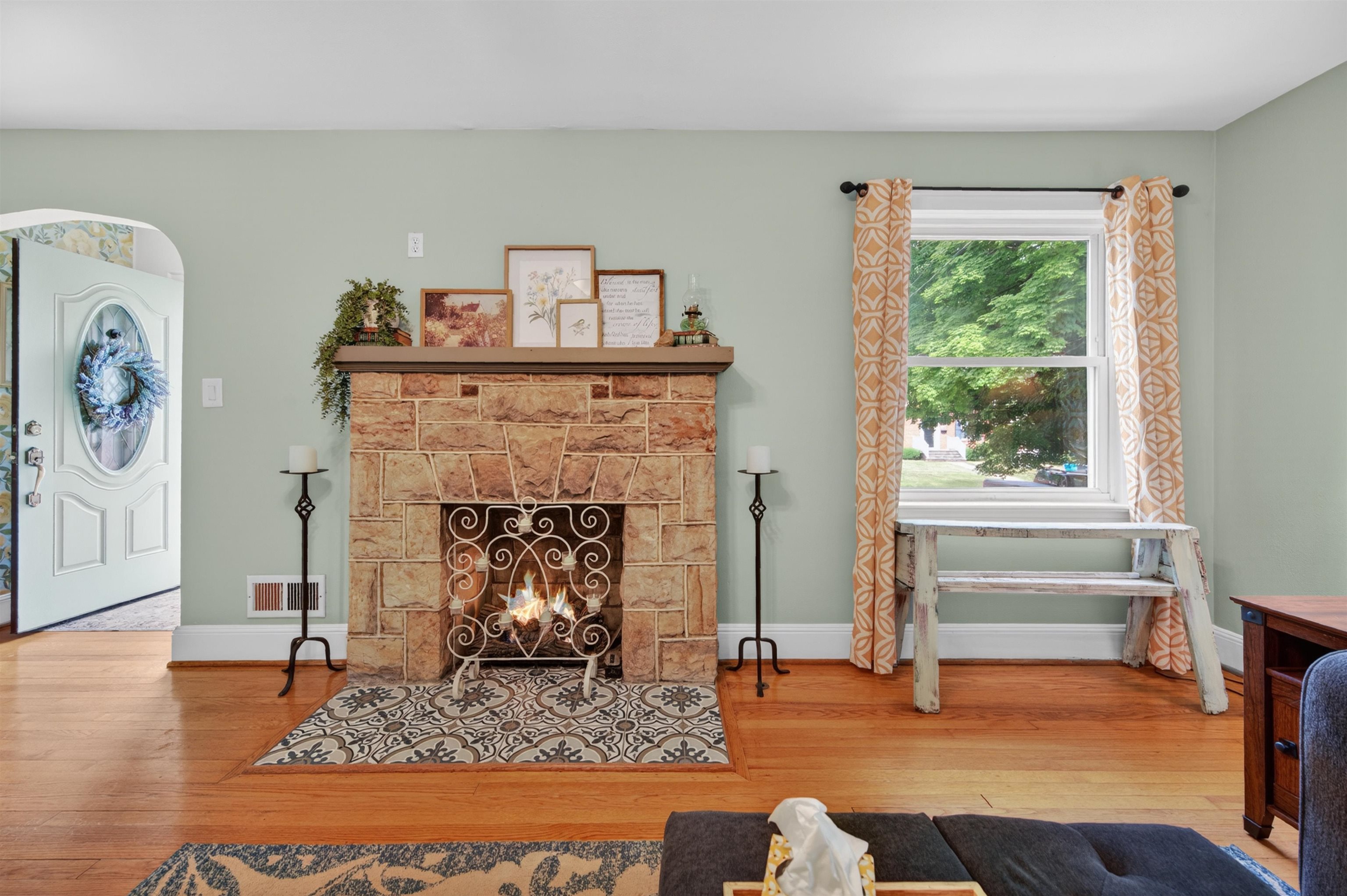5214 Woodbury Street NW Roanoke VA 24012