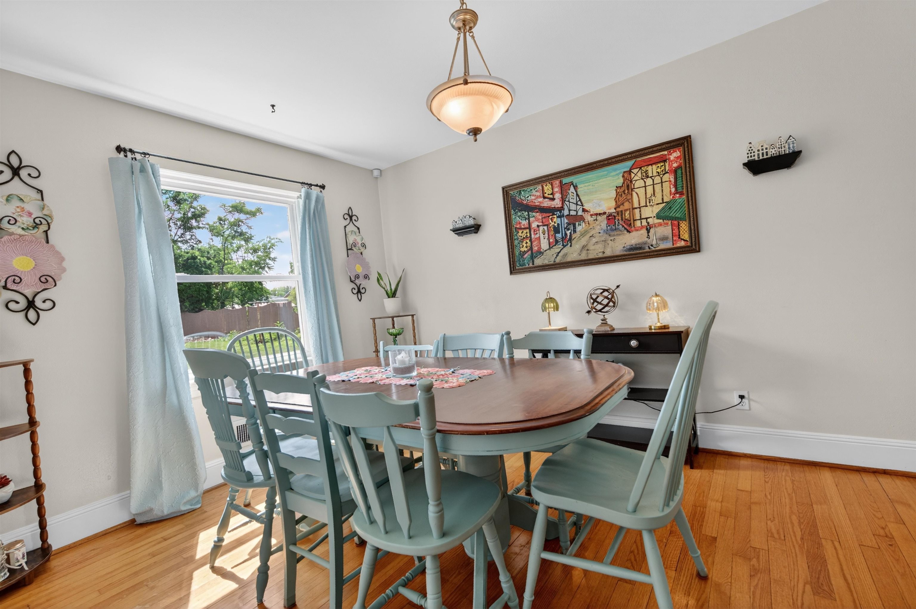 5214 Woodbury Street NW Roanoke VA 24012