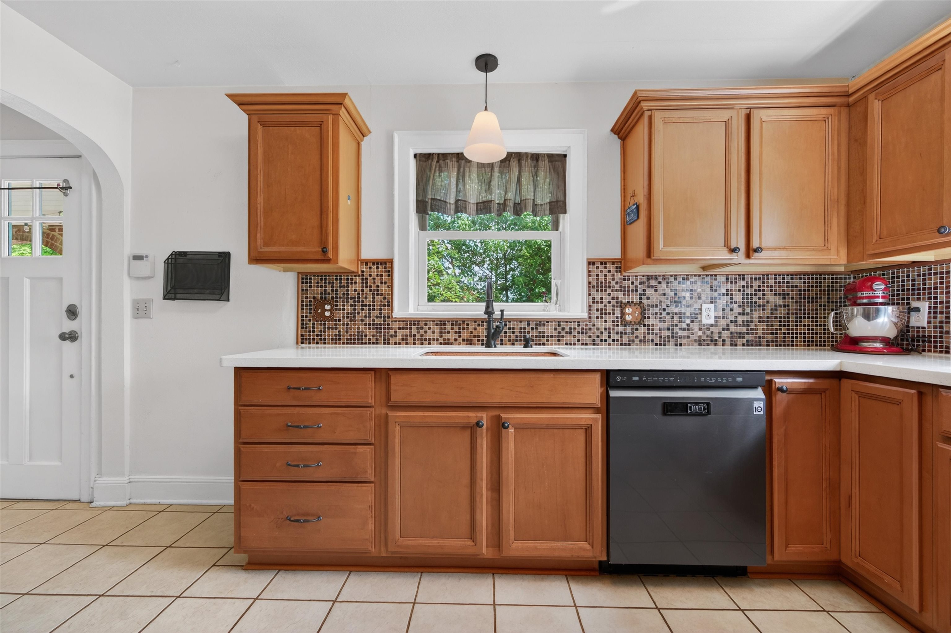 5214 Woodbury Street NW Roanoke VA 24012
