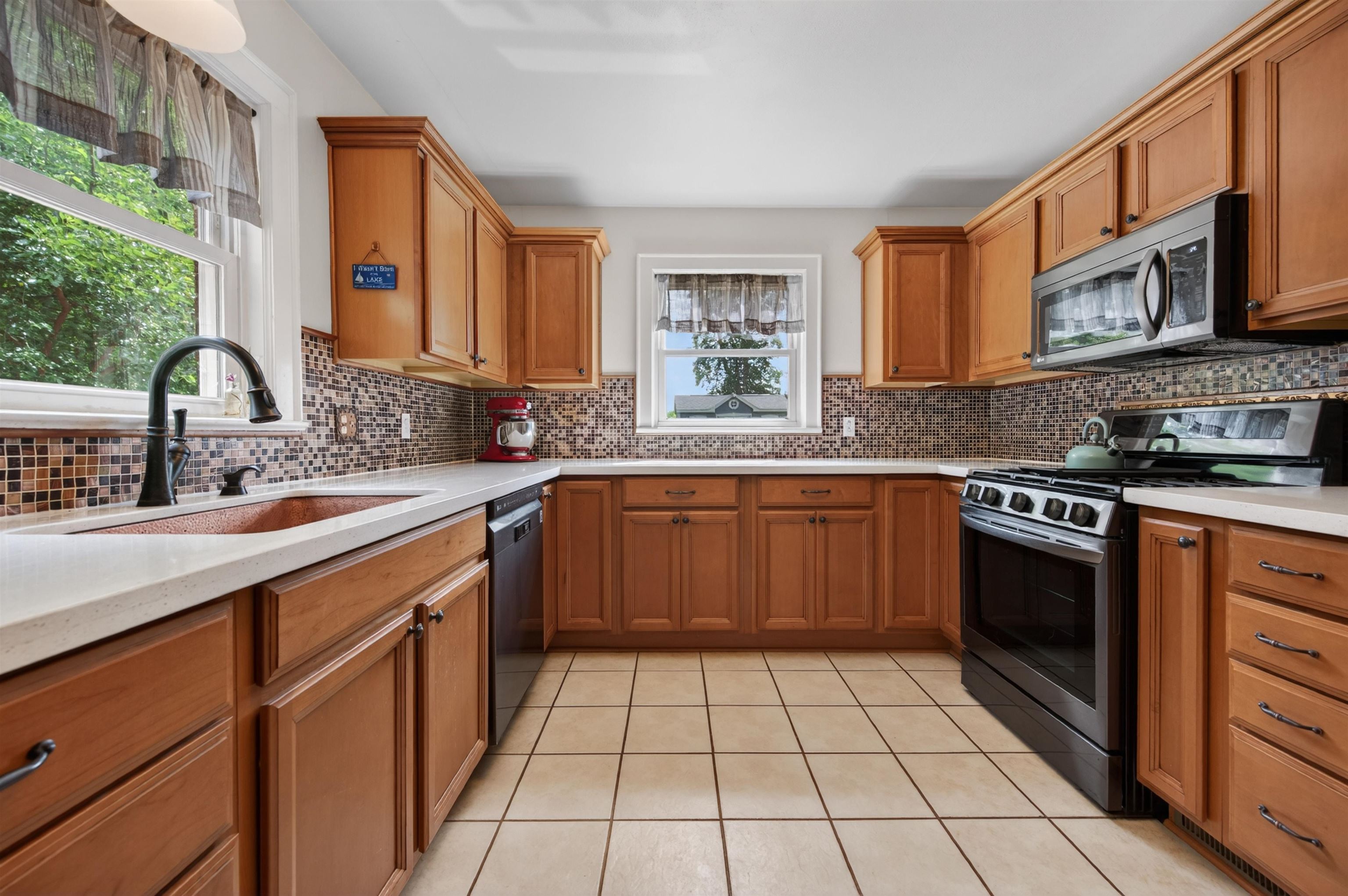 5214 Woodbury Street NW Roanoke VA 24012