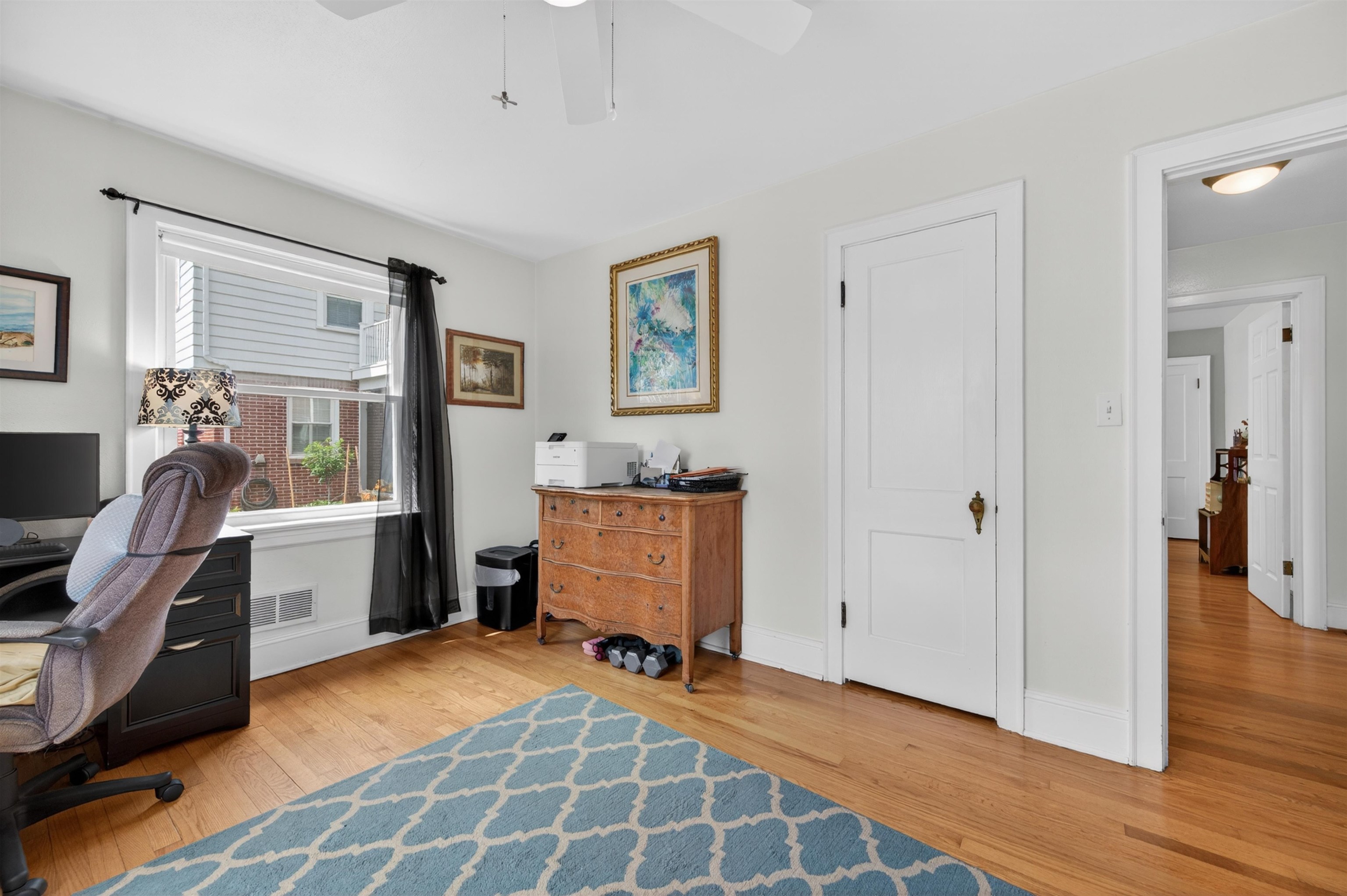 5214 Woodbury Street NW Roanoke VA 24012