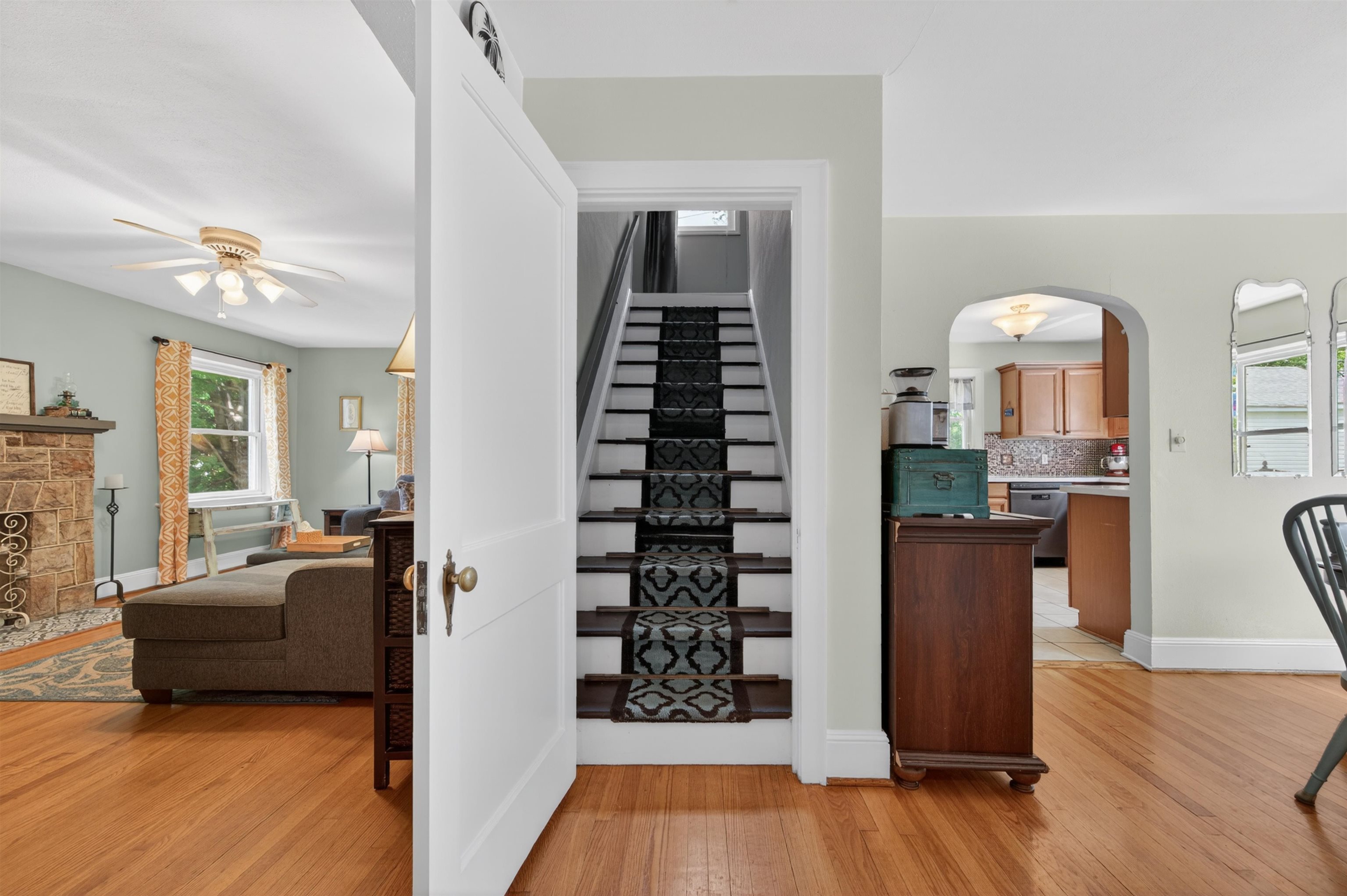 5214 Woodbury Street NW Roanoke VA 24012