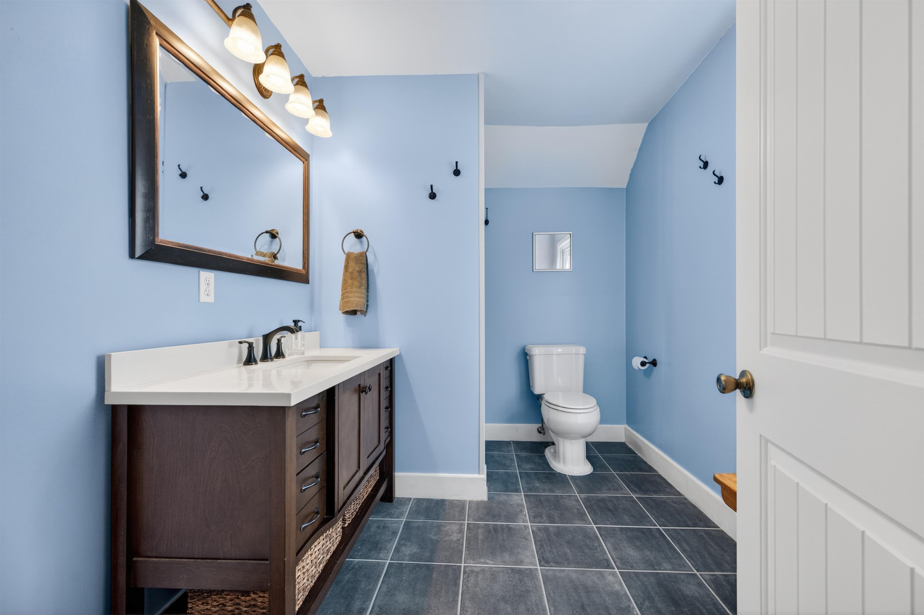5214 Woodbury Street NW Roanoke VA 24012