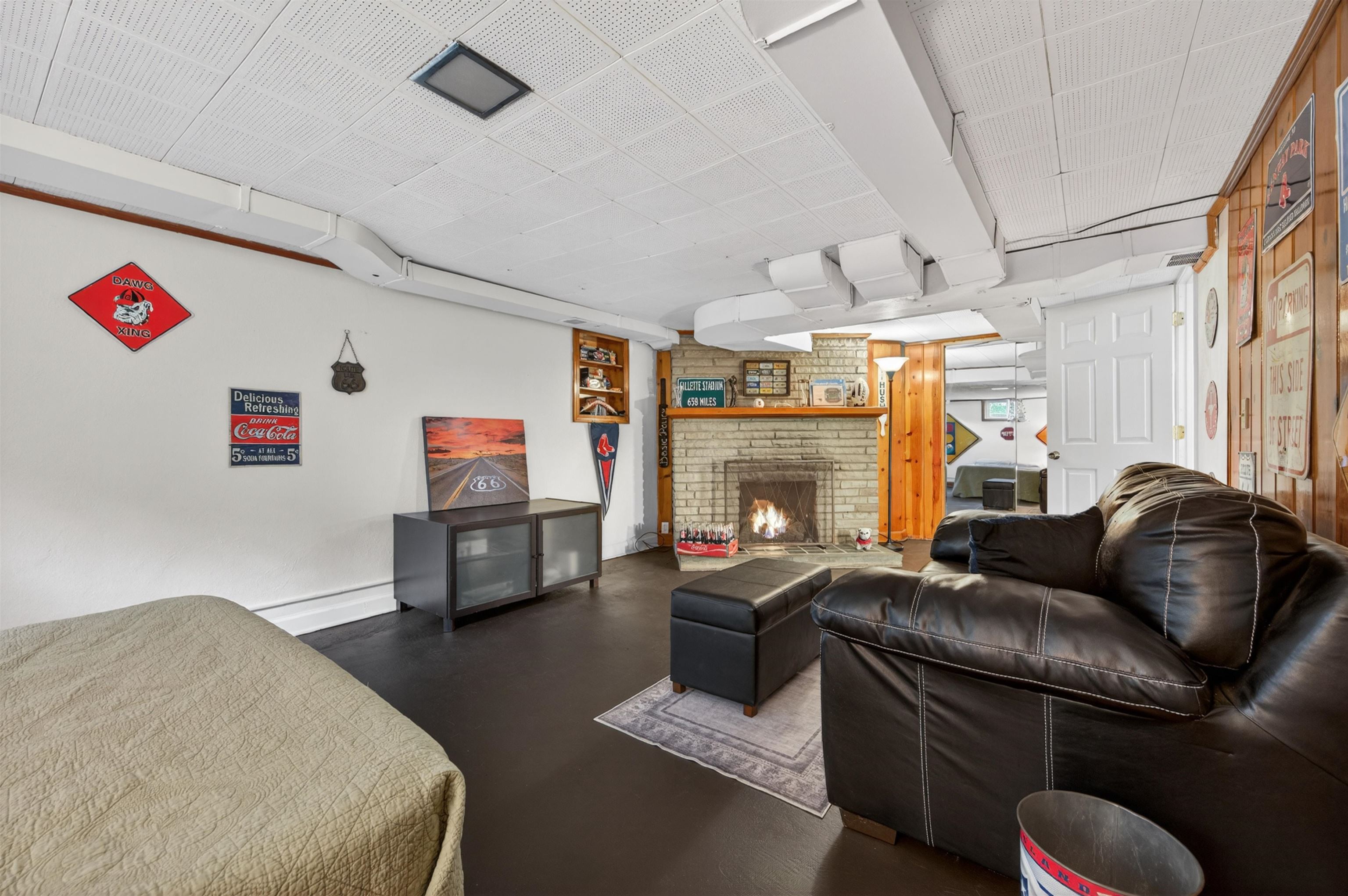 5214 Woodbury Street NW Roanoke VA 24012