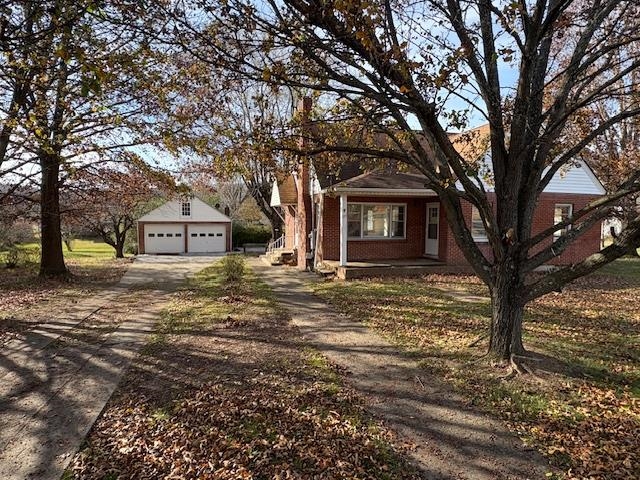 127 Roberta Street Narrows VA 24124