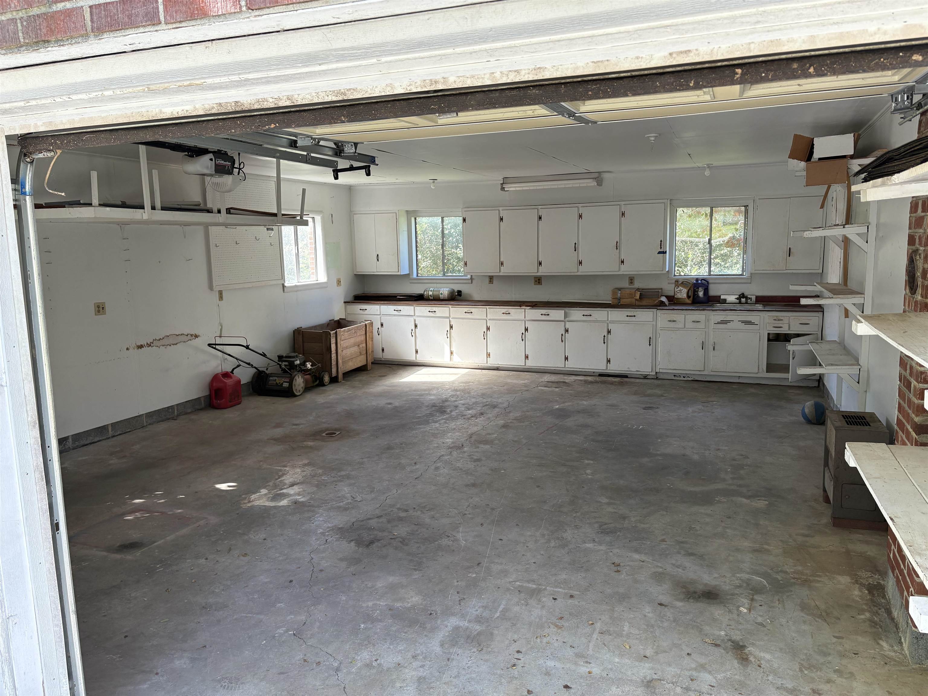 127 Roberta Street Narrows VA 24124