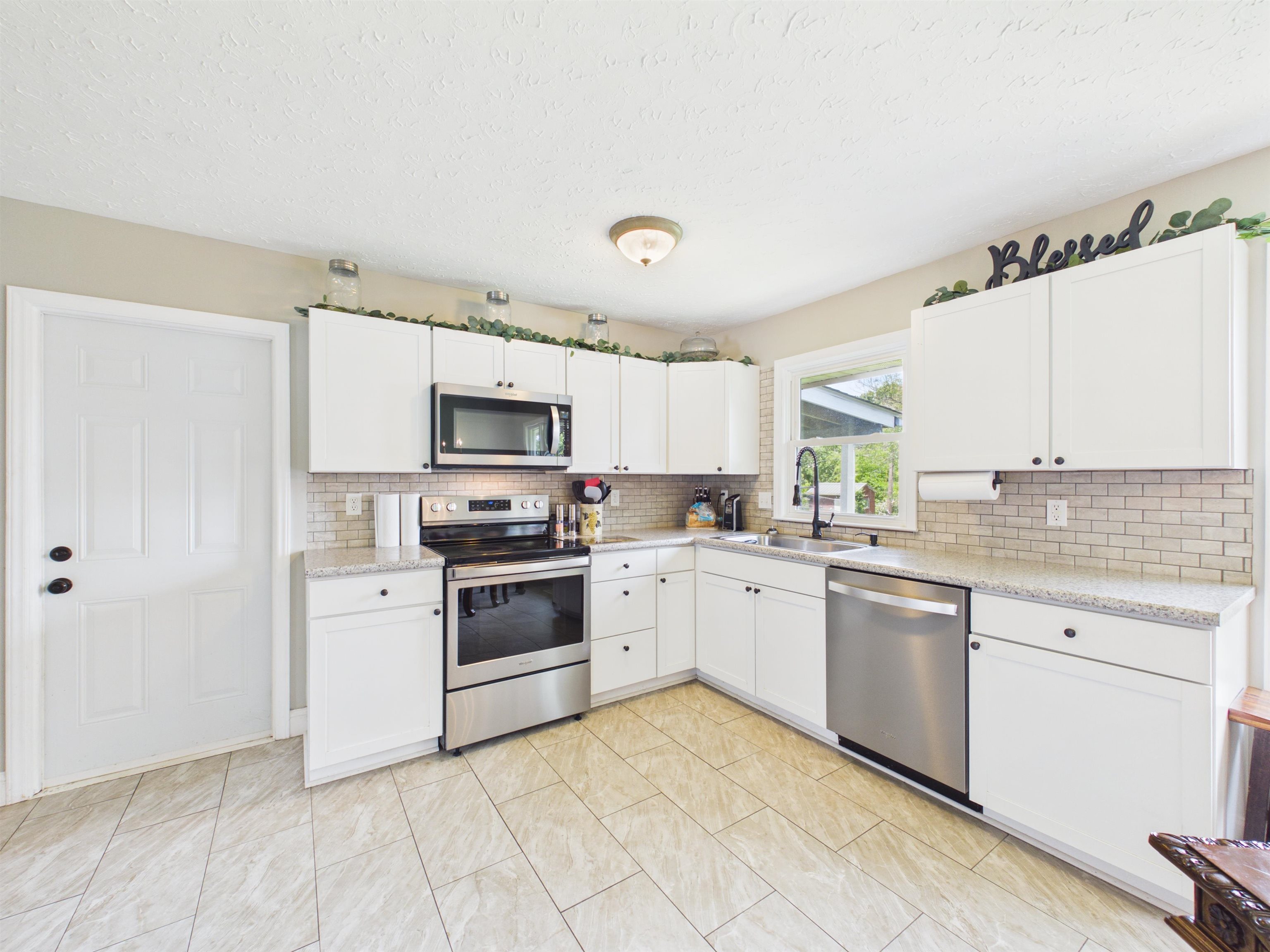 85 Wades Lane Christiansburg VA 24073