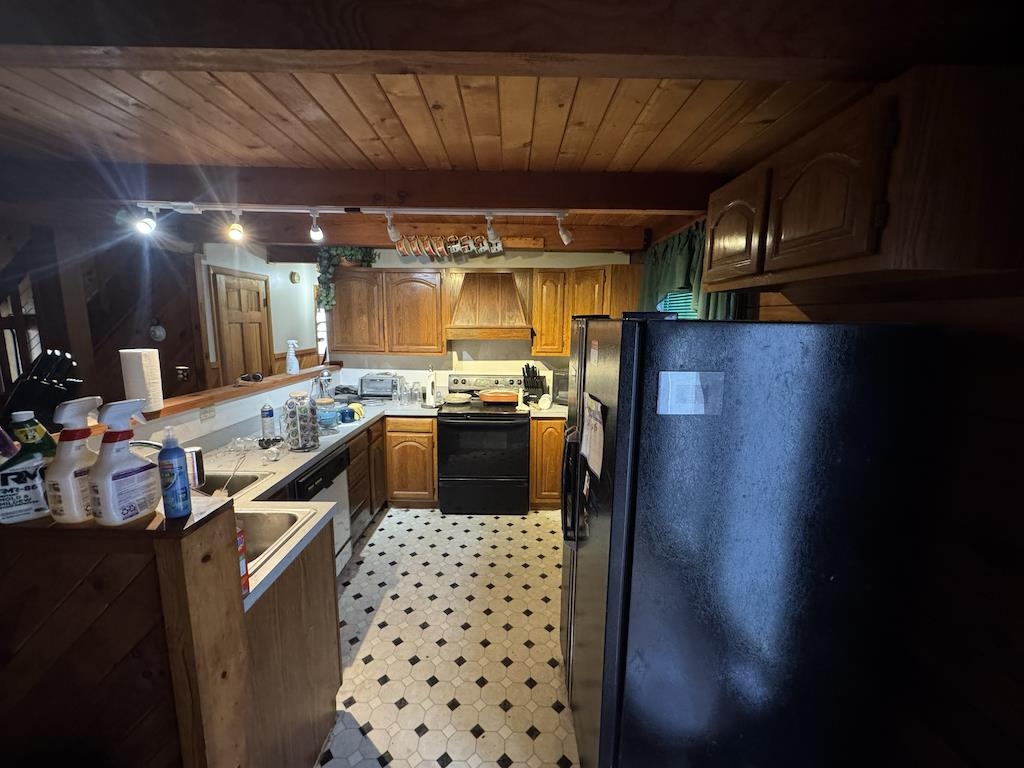 1212 Eagle View Drive NE Pilot VA 24138