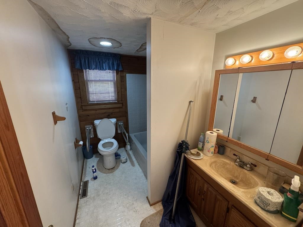 1212 Eagle View Drive NE Pilot VA 24138