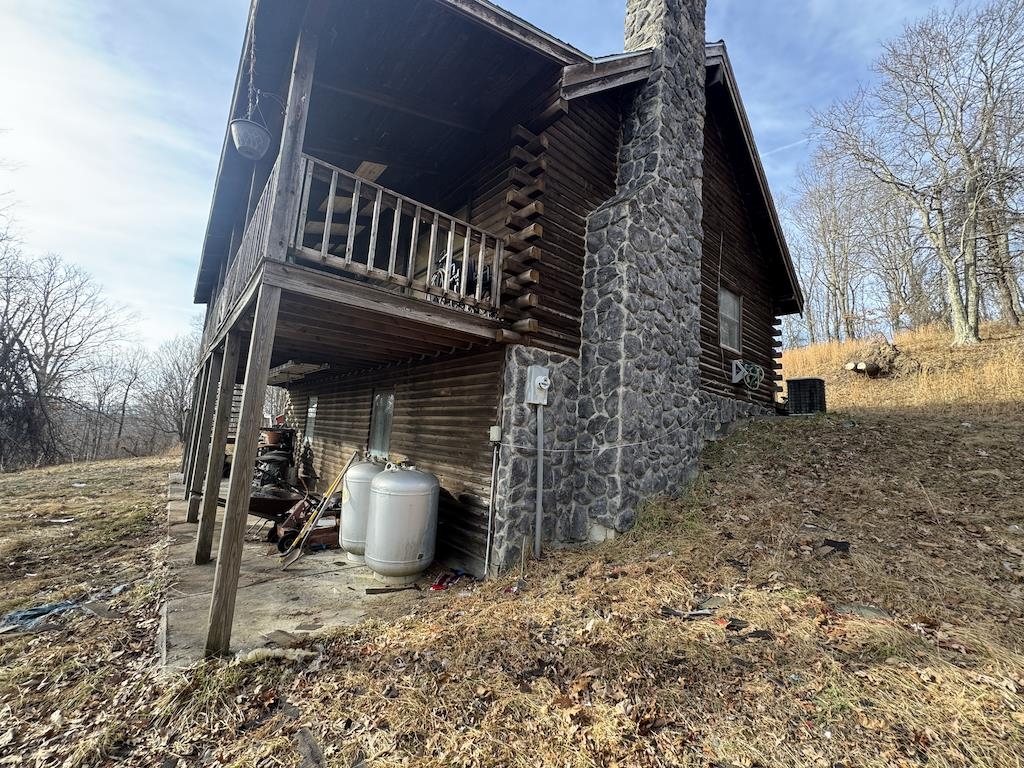 1212 Eagle View Drive NE Pilot VA 24138
