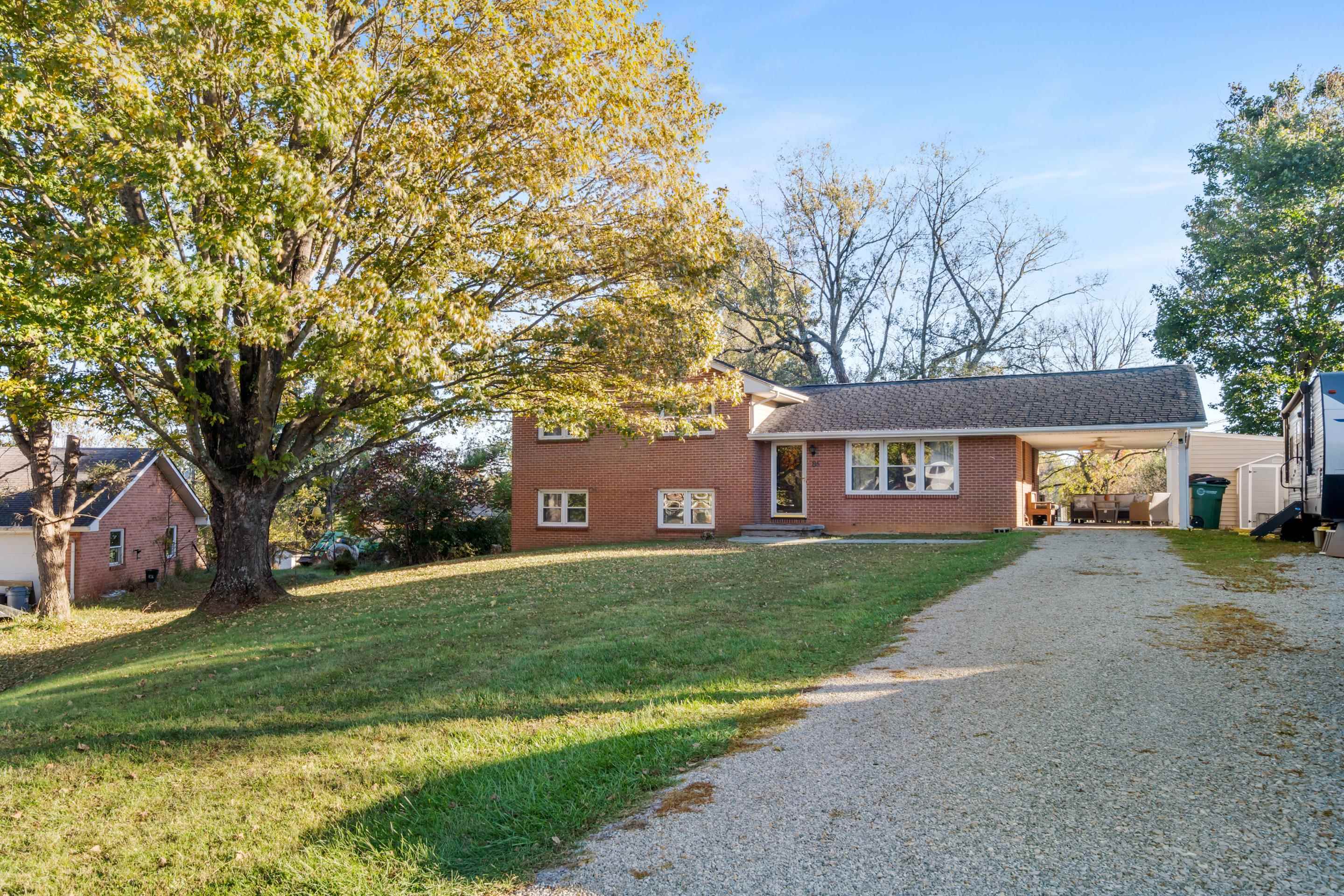 85 Alta Court Christiansburg VA 24073