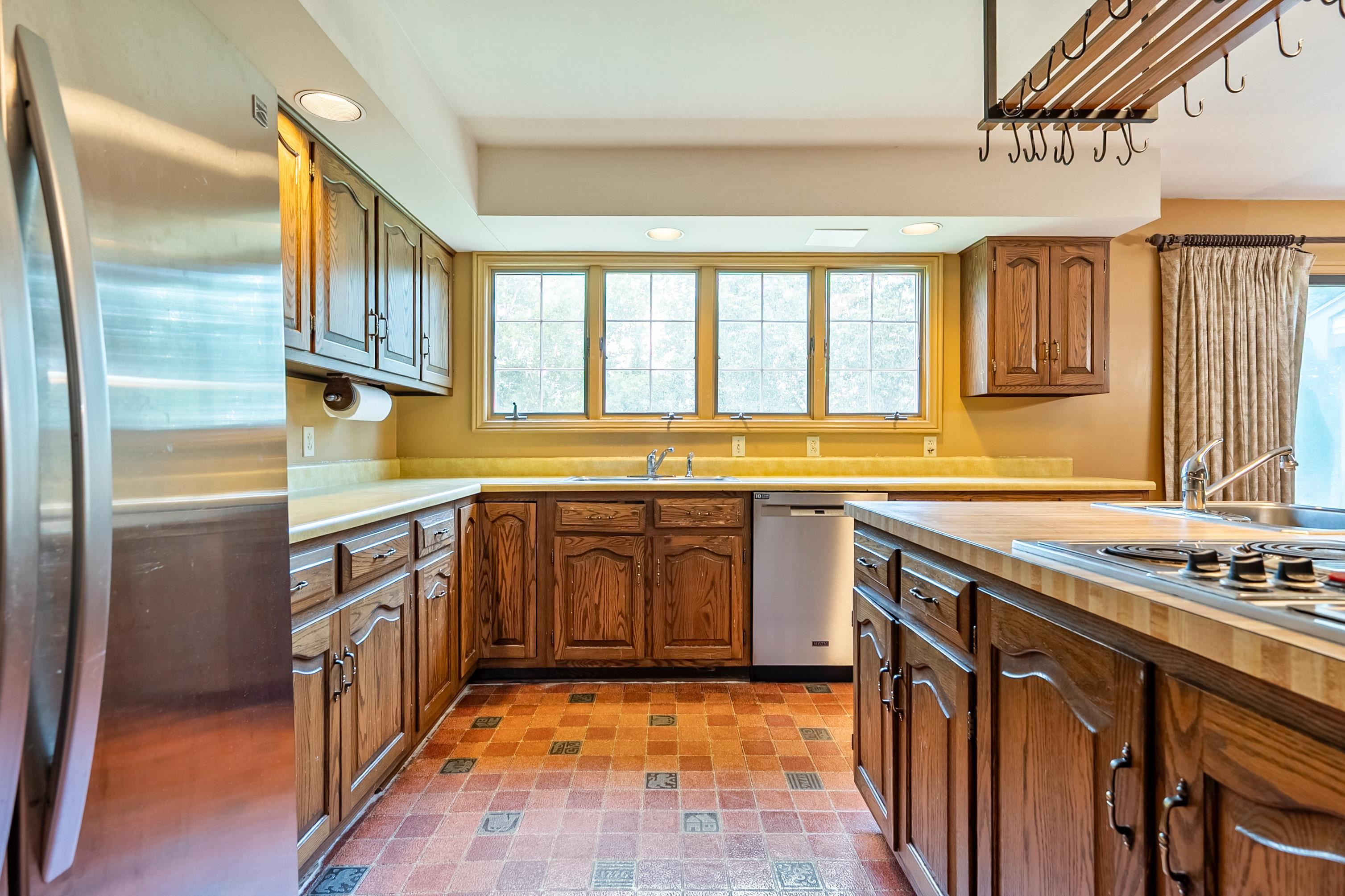 2232 Woodland Hills Drive Blacksburg VA 24060