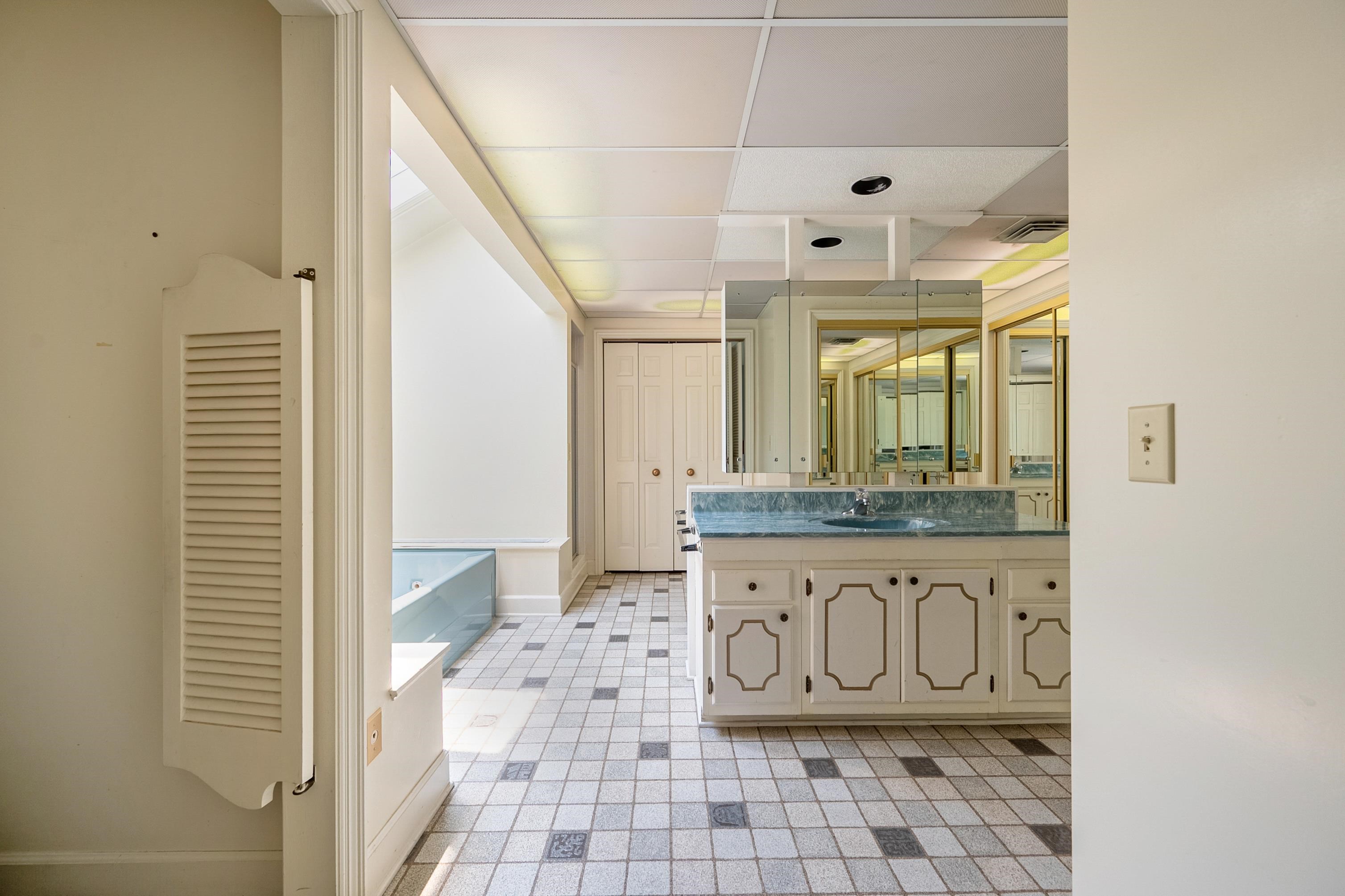 2232 Woodland Hills Drive Blacksburg VA 24060