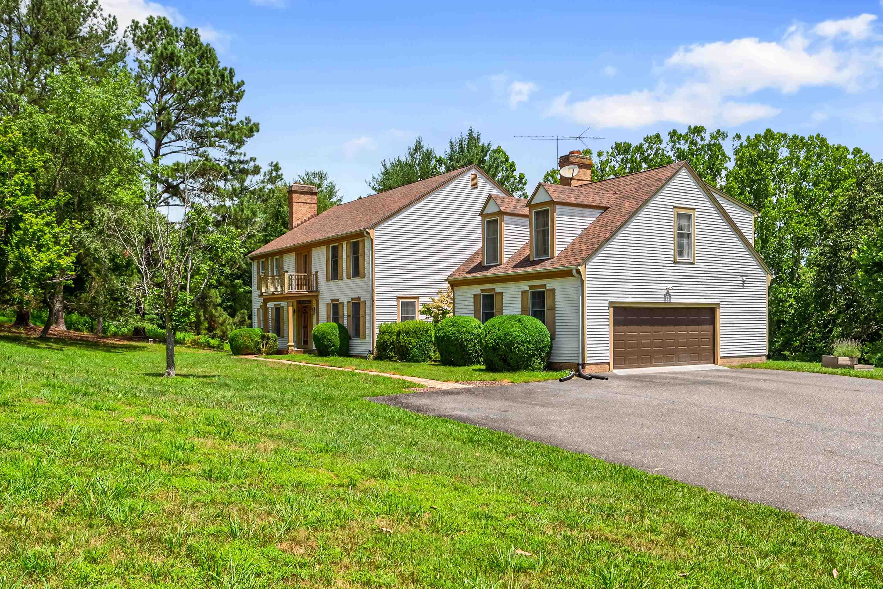 2232 Woodland Hills Drive Blacksburg VA 24060