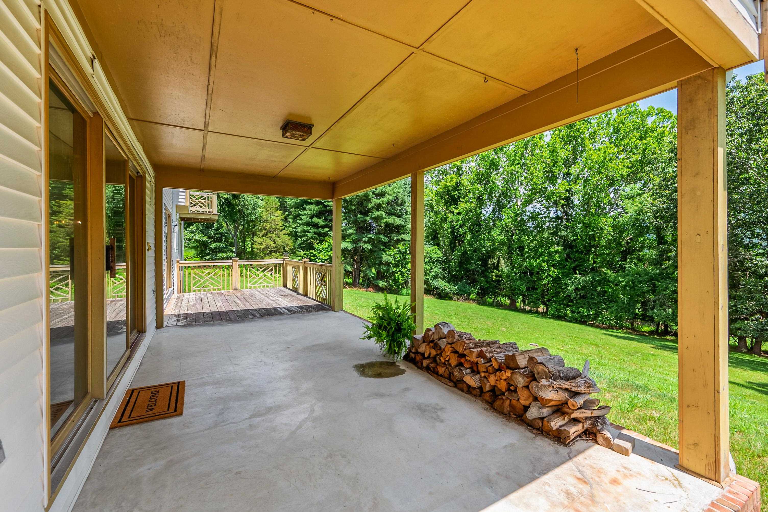 2232 Woodland Hills Drive Blacksburg VA 24060