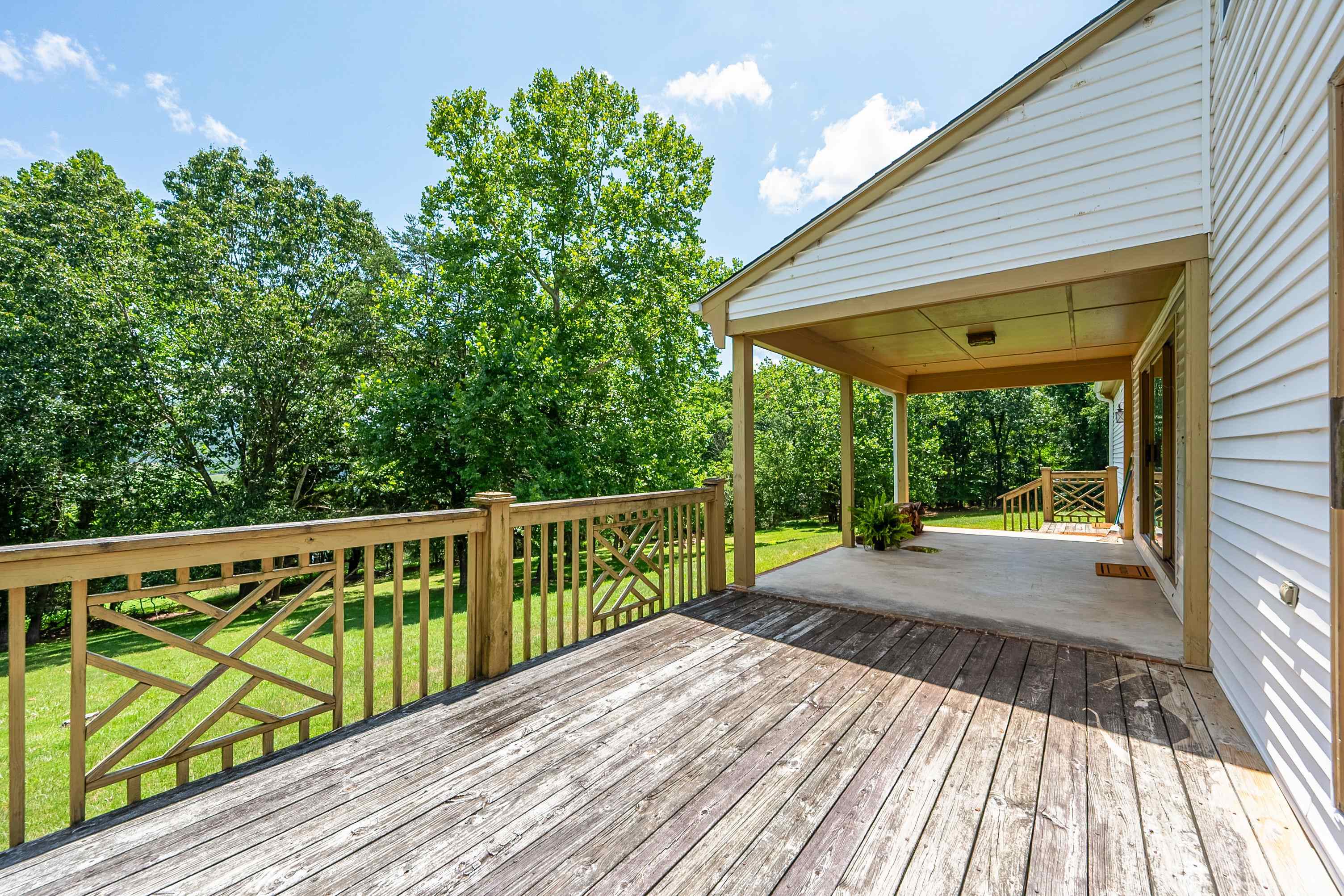 2232 Woodland Hills Drive Blacksburg VA 24060