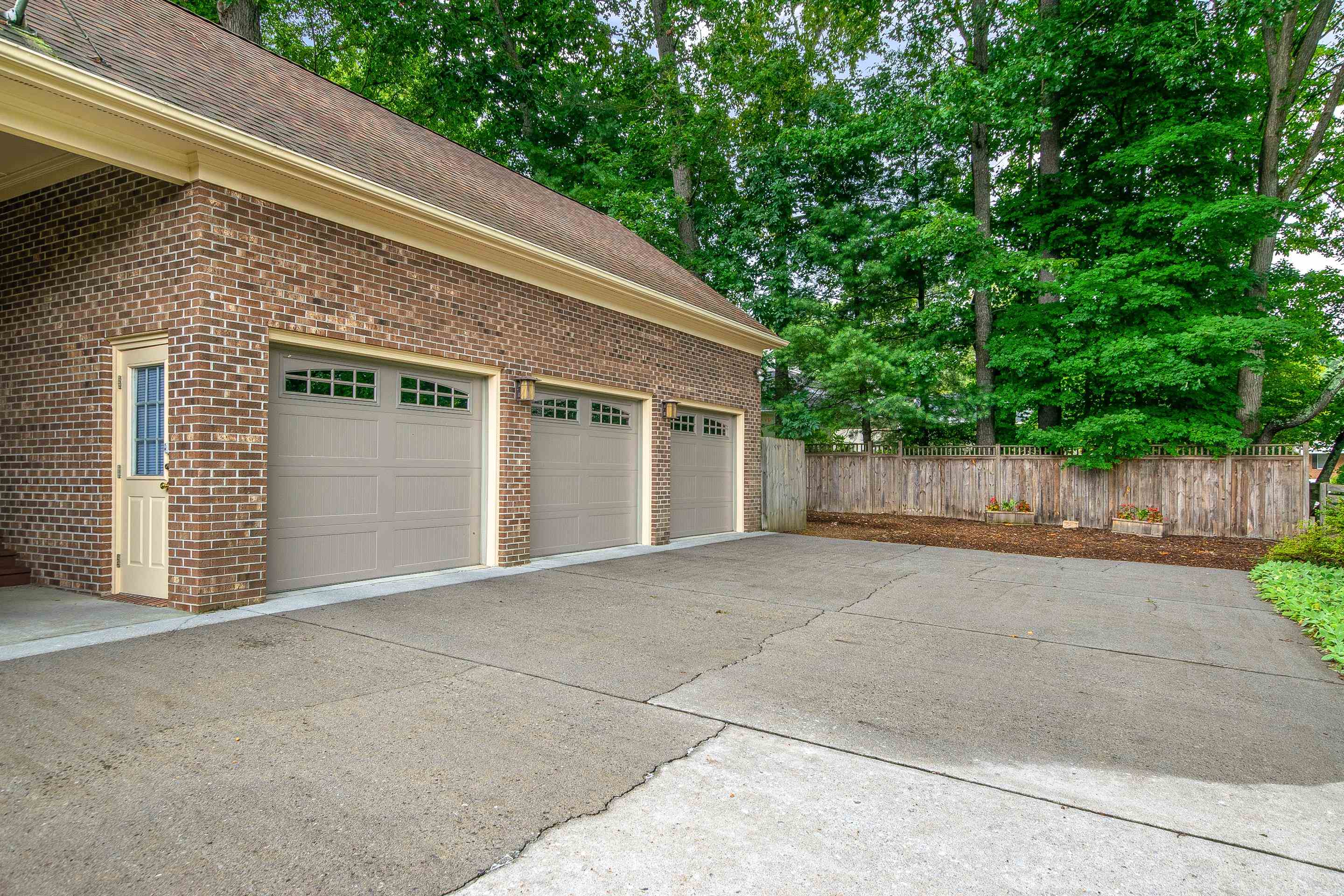 2908 Wakefield Drive Blacksburg VA 24060