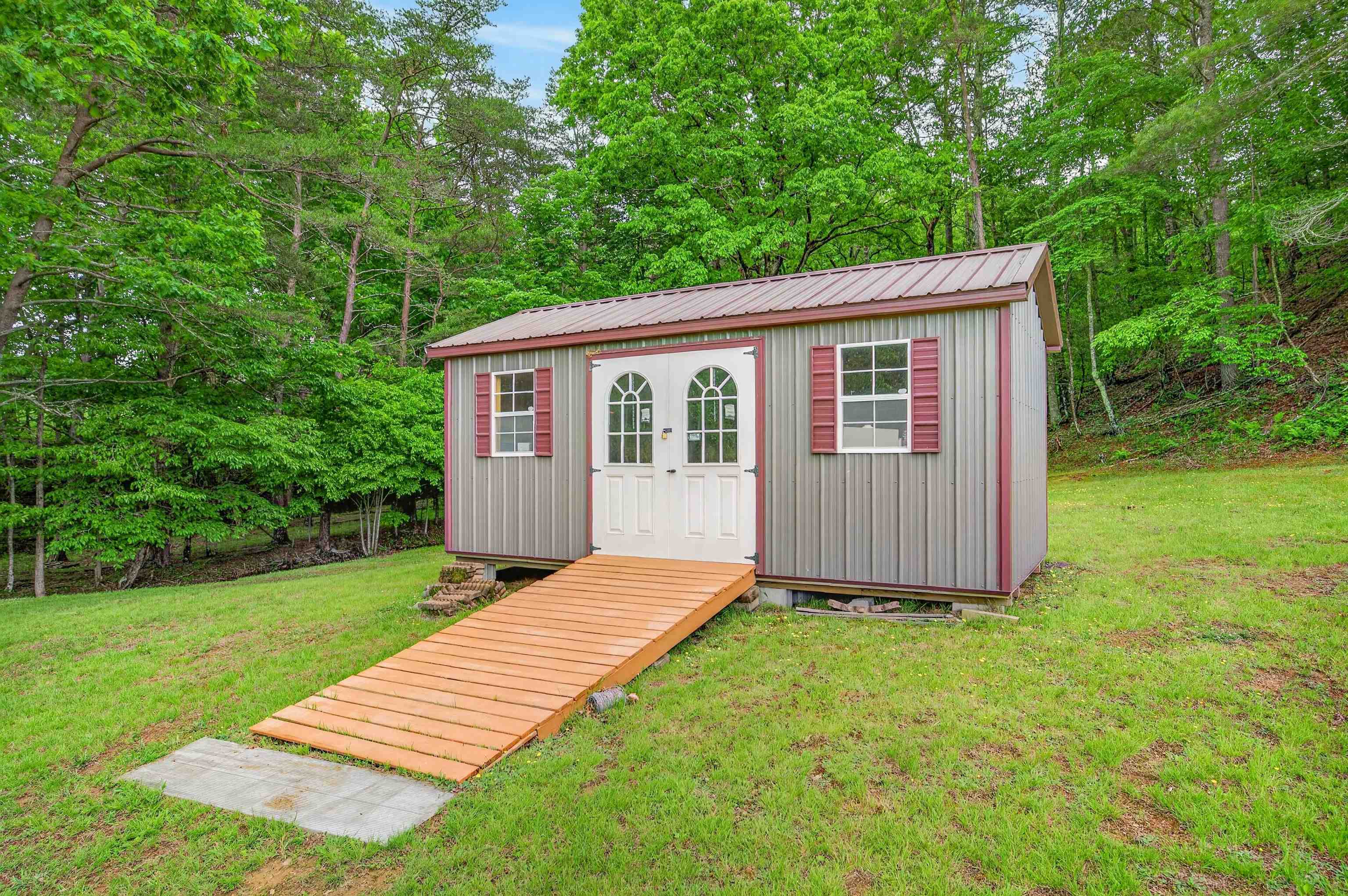 12222 Little Creek Highway Dublin VA 24084