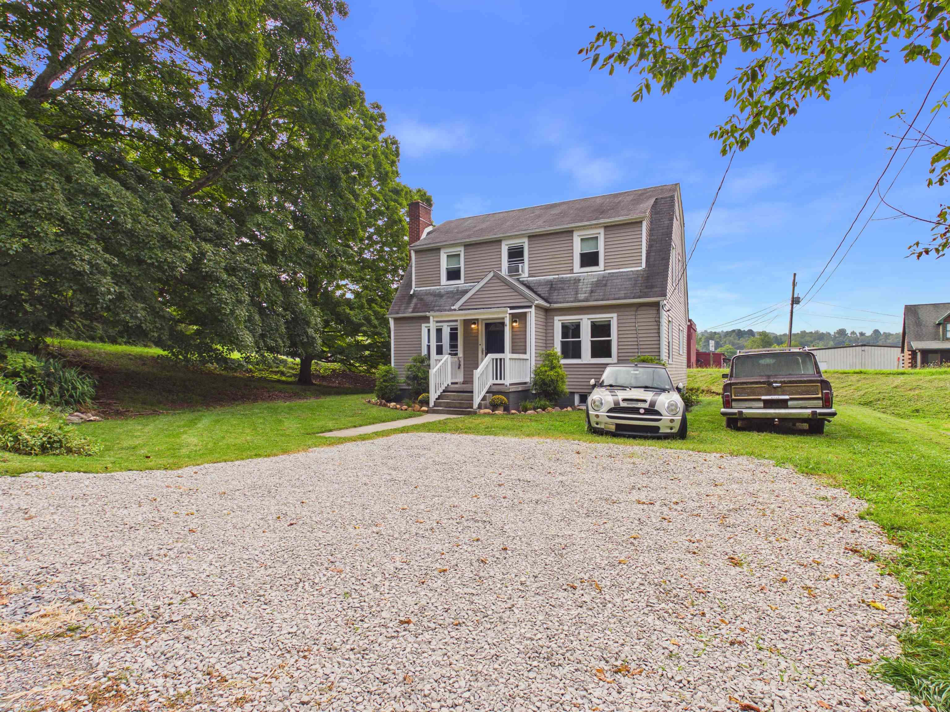 105 Washington Street Pembroke VA 24136