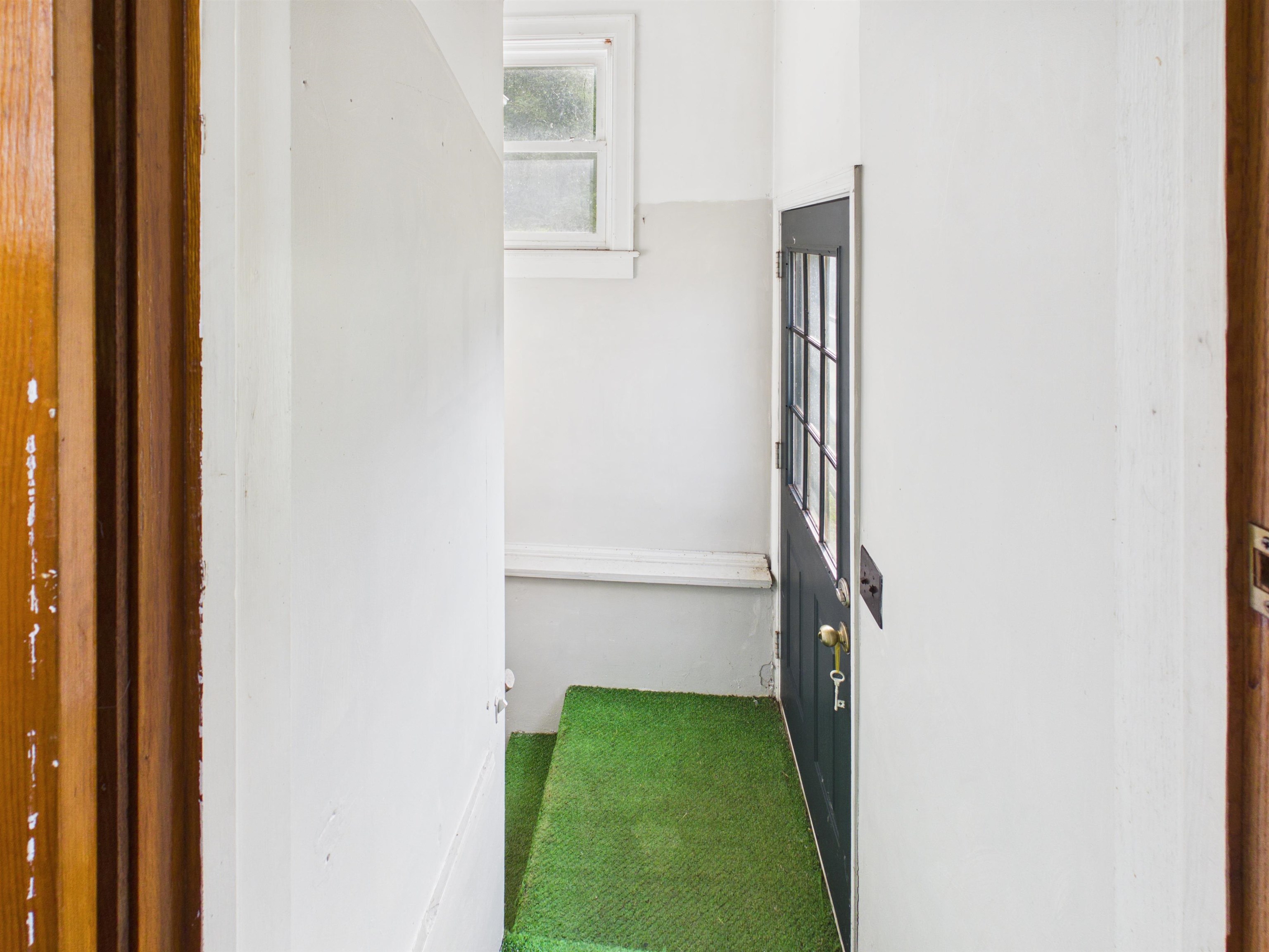105 Washington Street Pembroke VA 24136