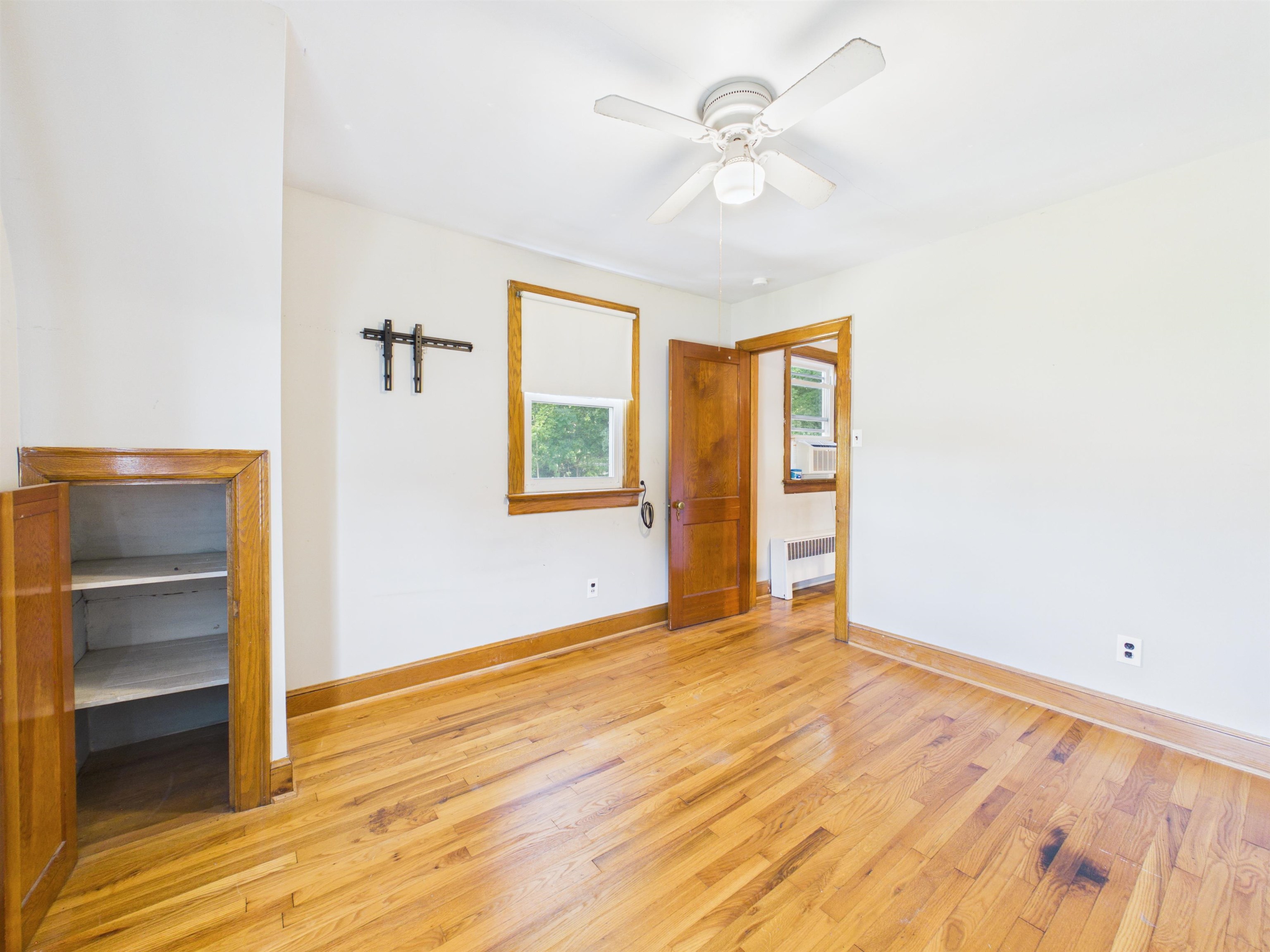 105 Washington Street Pembroke VA 24136