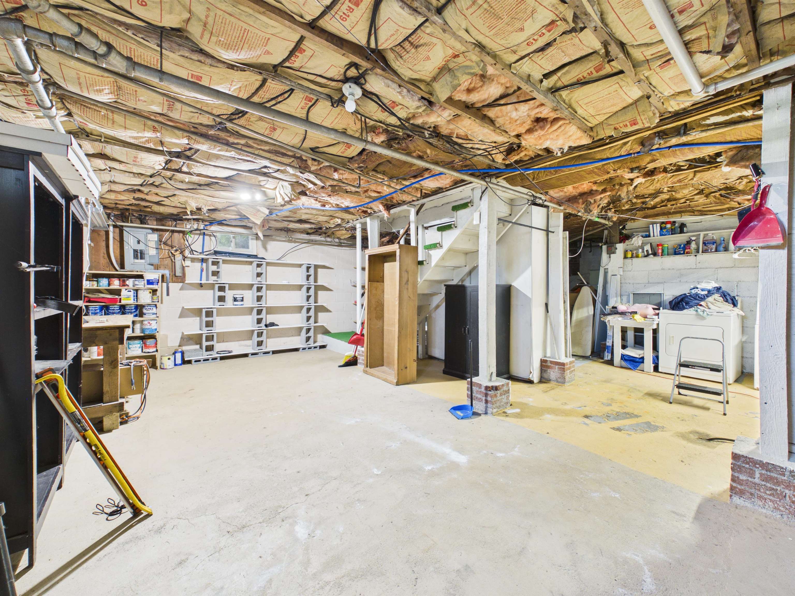 105 Washington Street Pembroke VA 24136