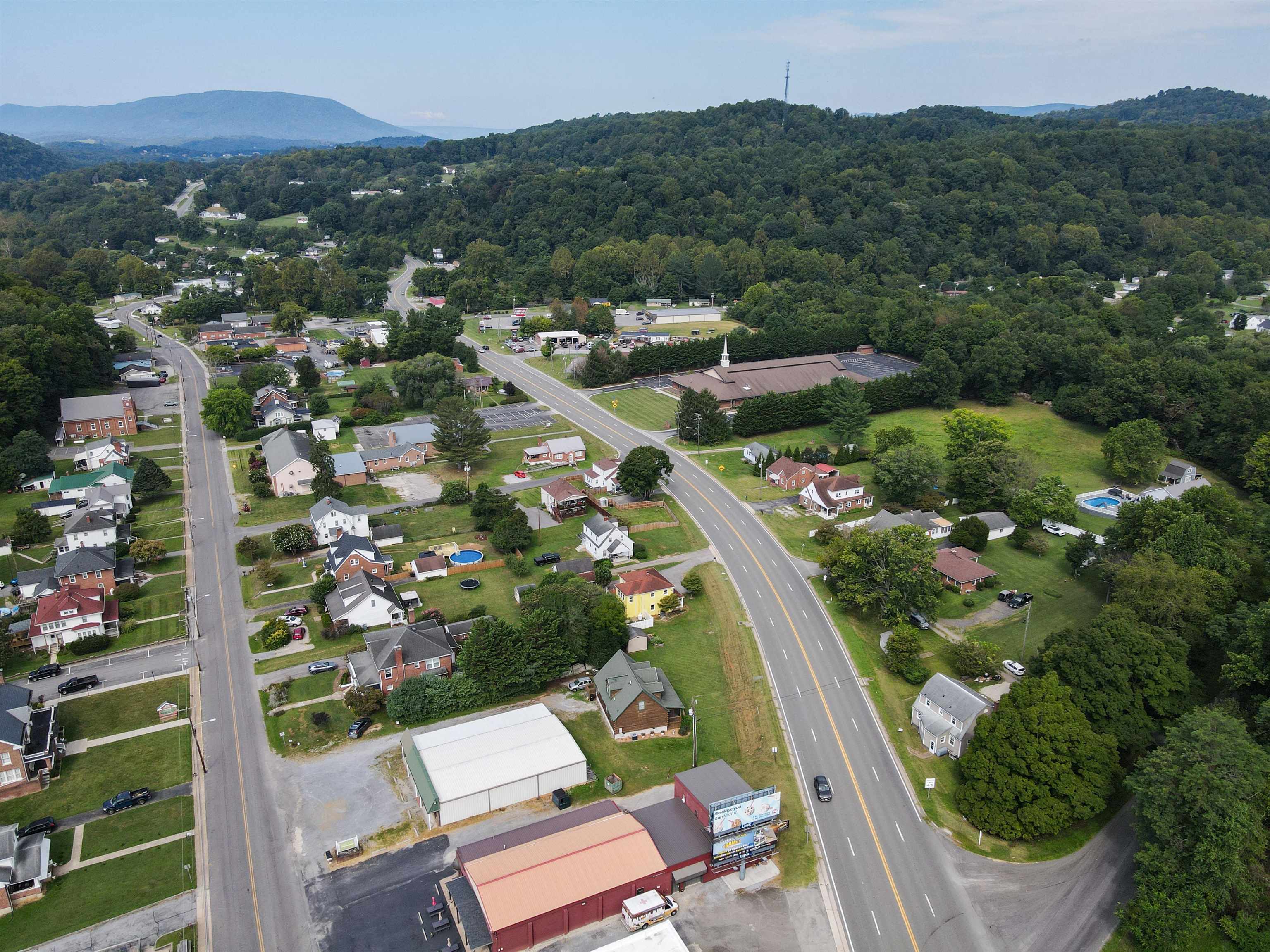 105 Washington Street Pembroke VA 24136