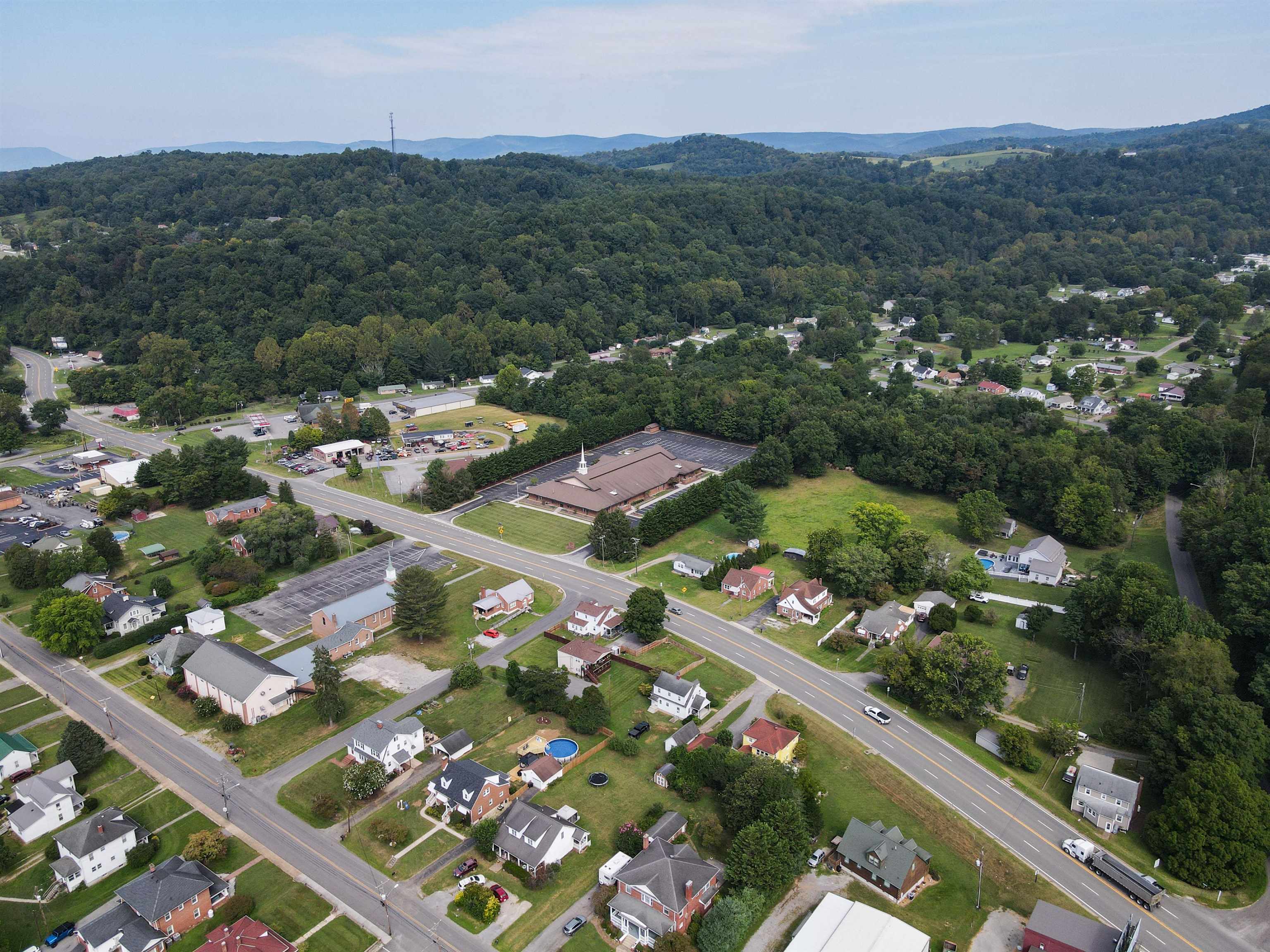 105 Washington Street Pembroke VA 24136