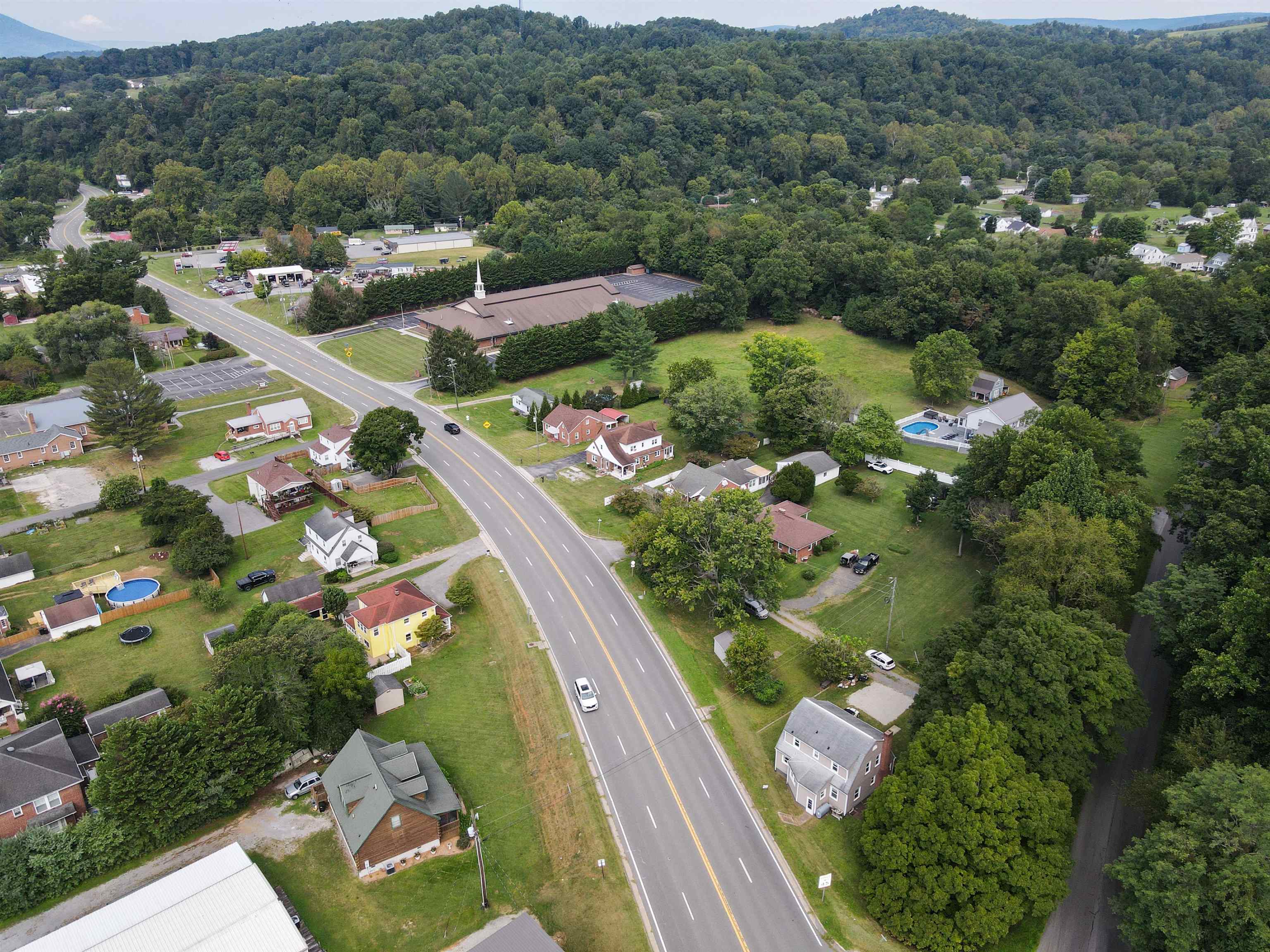 105 Washington Street Pembroke VA 24136