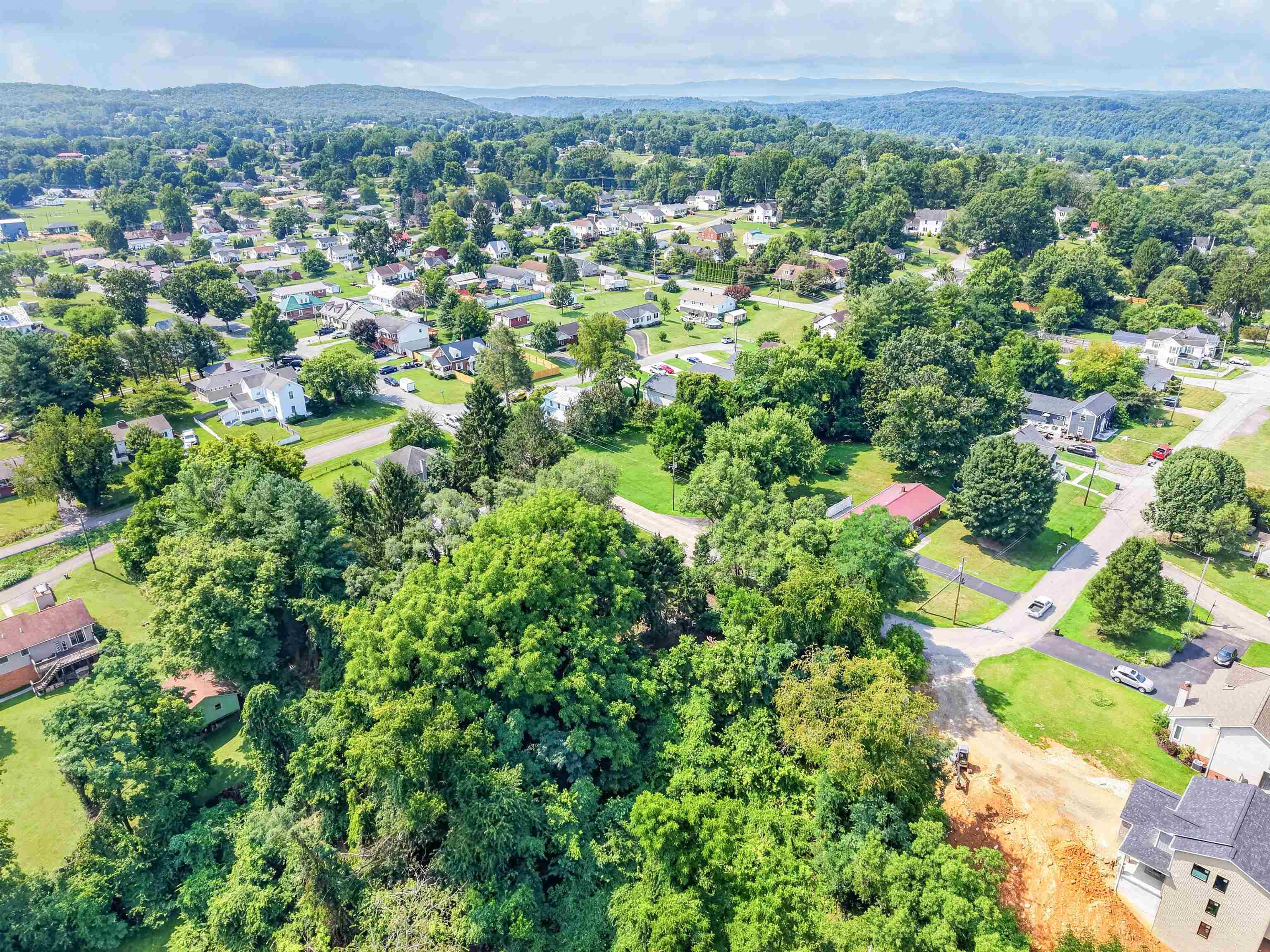 105 Taylor Street Radford VA 24141