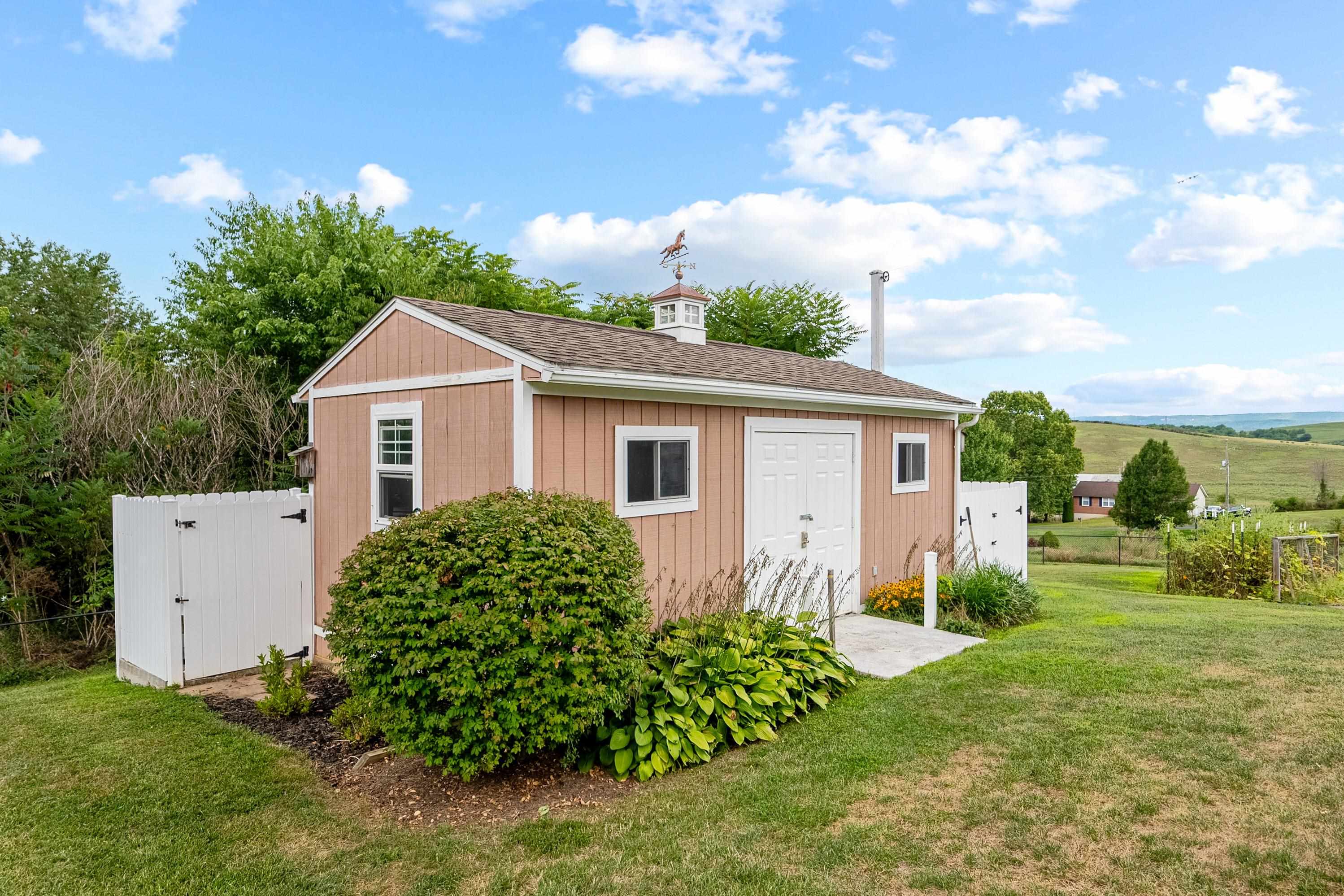 409 Whispering Pines Road Max Meadows VA 24360