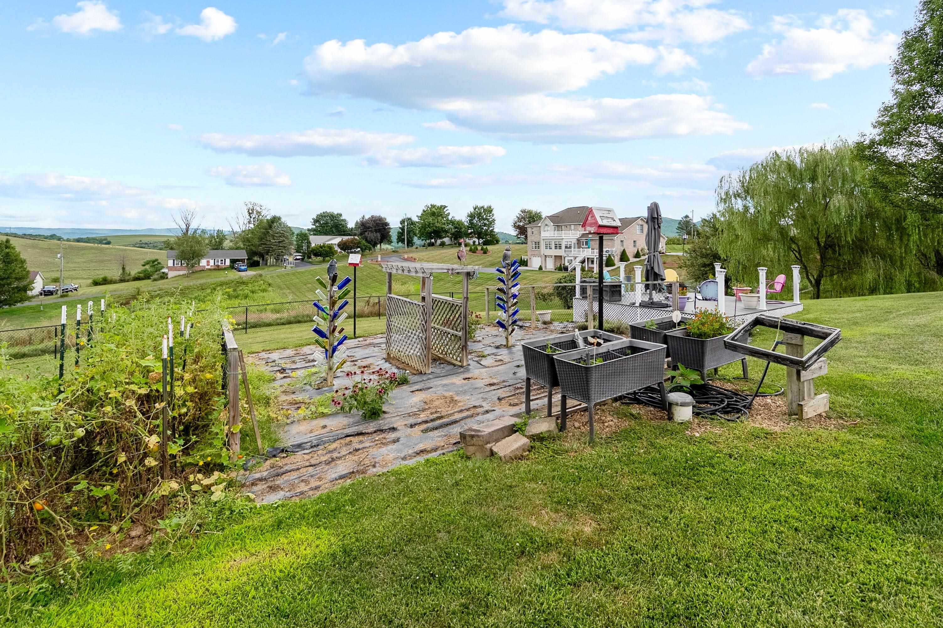 409 Whispering Pines Road Max Meadows VA 24360