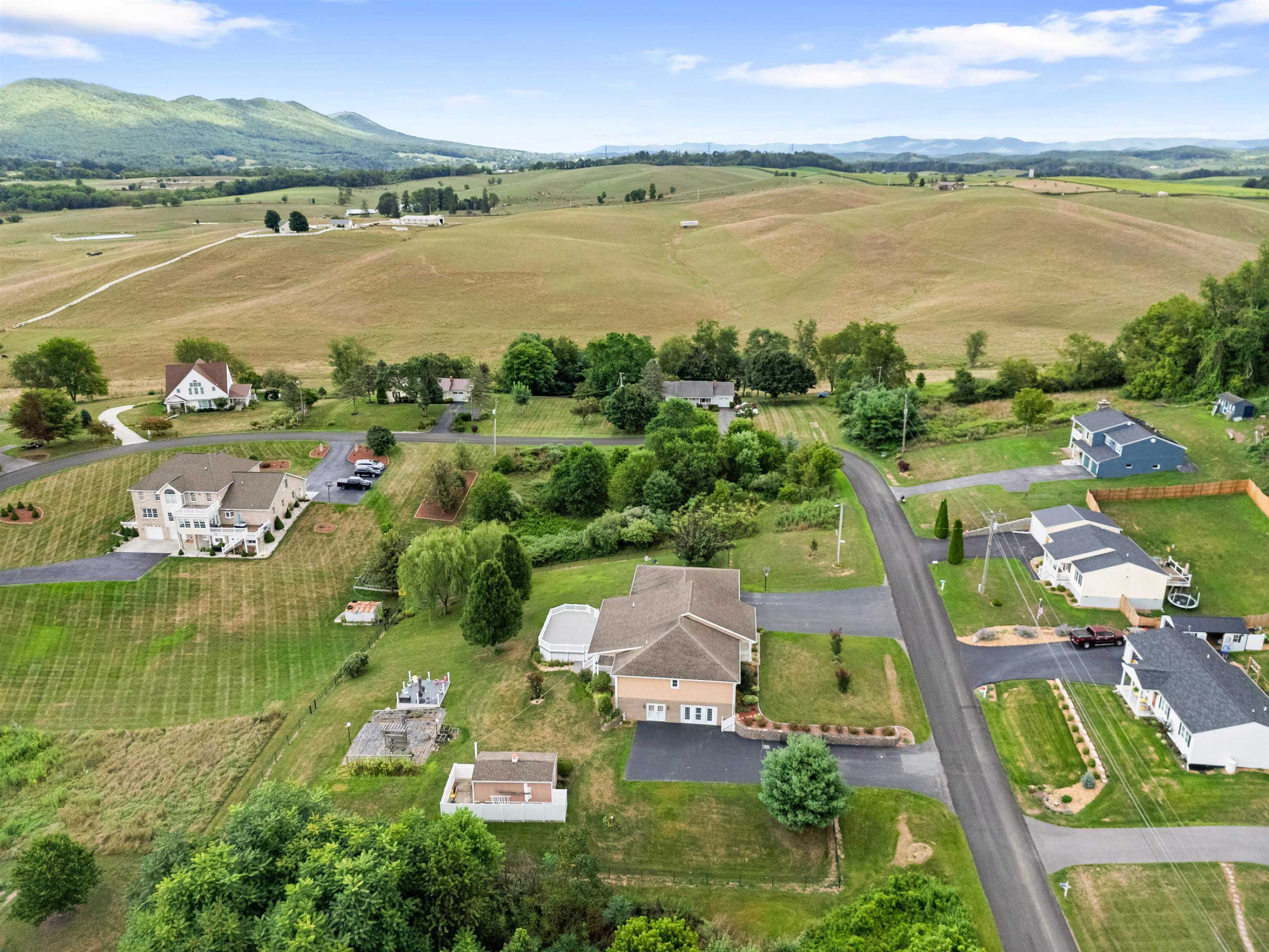 409 Whispering Pines Road Max Meadows VA 24360