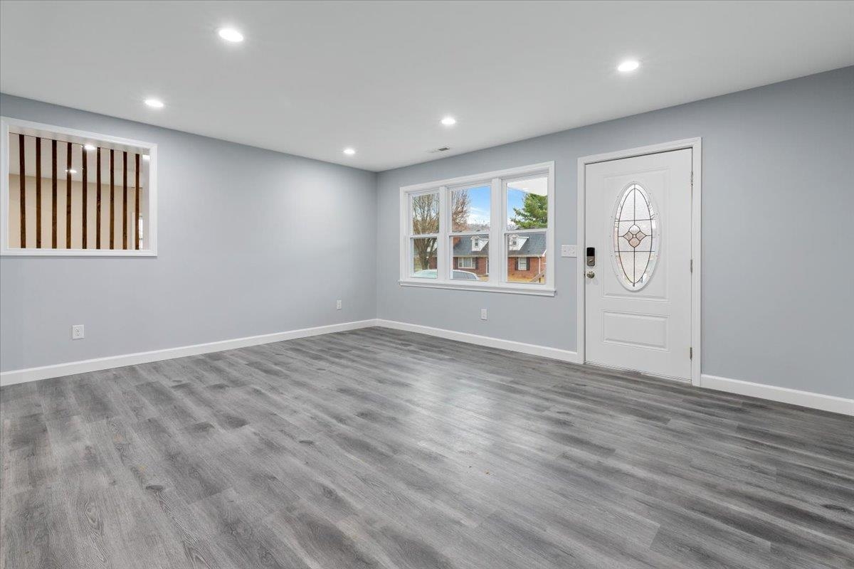 909 Custis Street Radford VA 24141