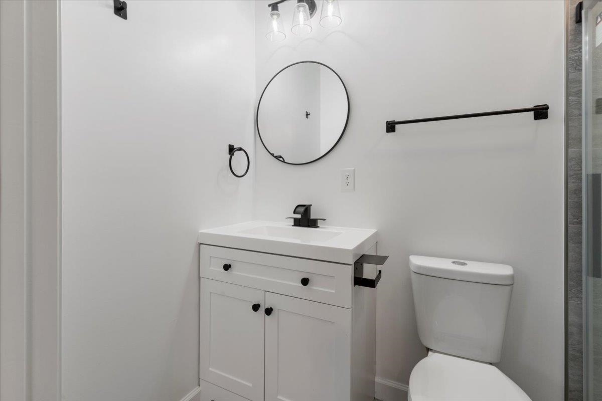 909 Custis Street Radford VA 24141