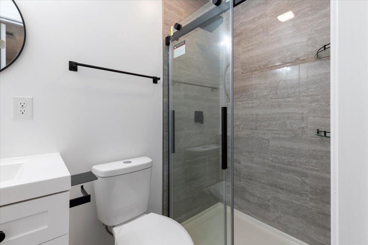 909 Custis Street Radford VA 24141