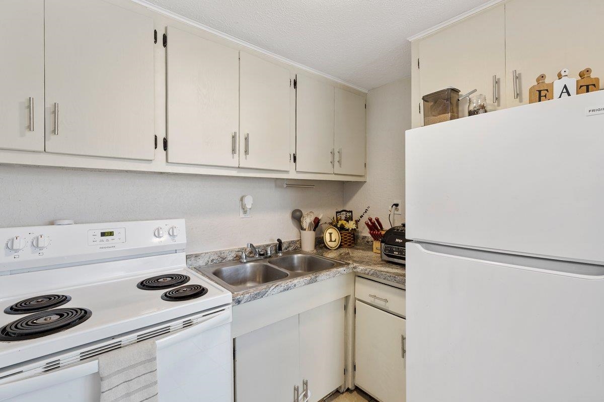 658 Mercer Road Rich Creek VA 24147