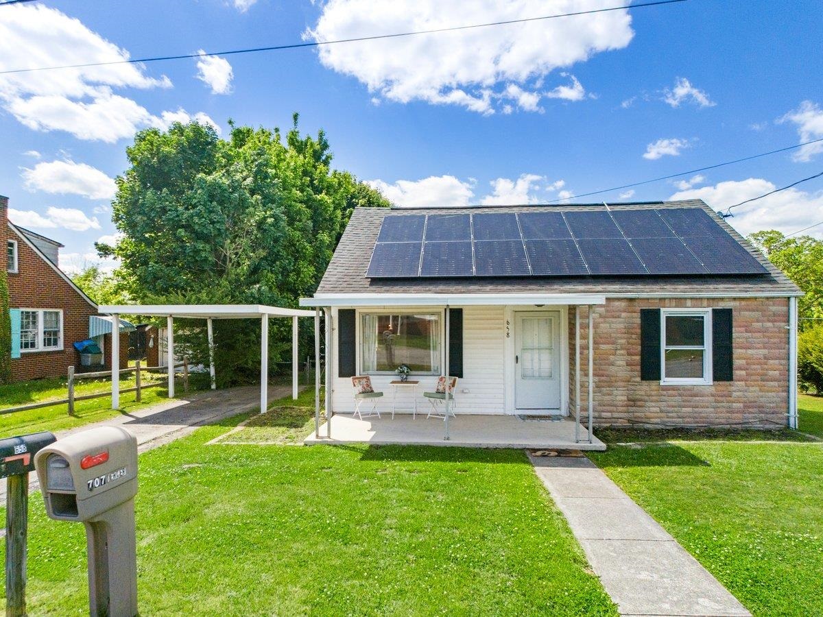 658 Mercer Road Rich Creek VA 24147