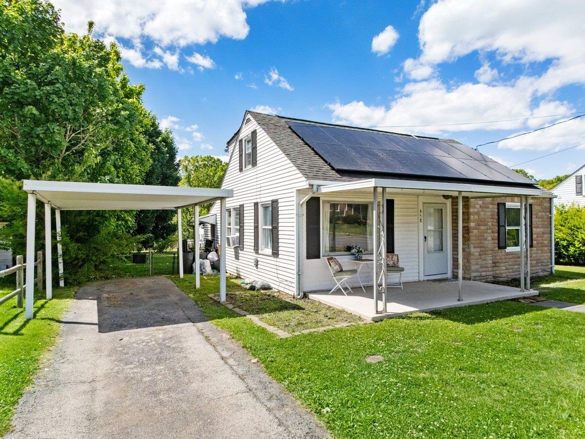 658 Mercer Road Rich Creek VA 24147