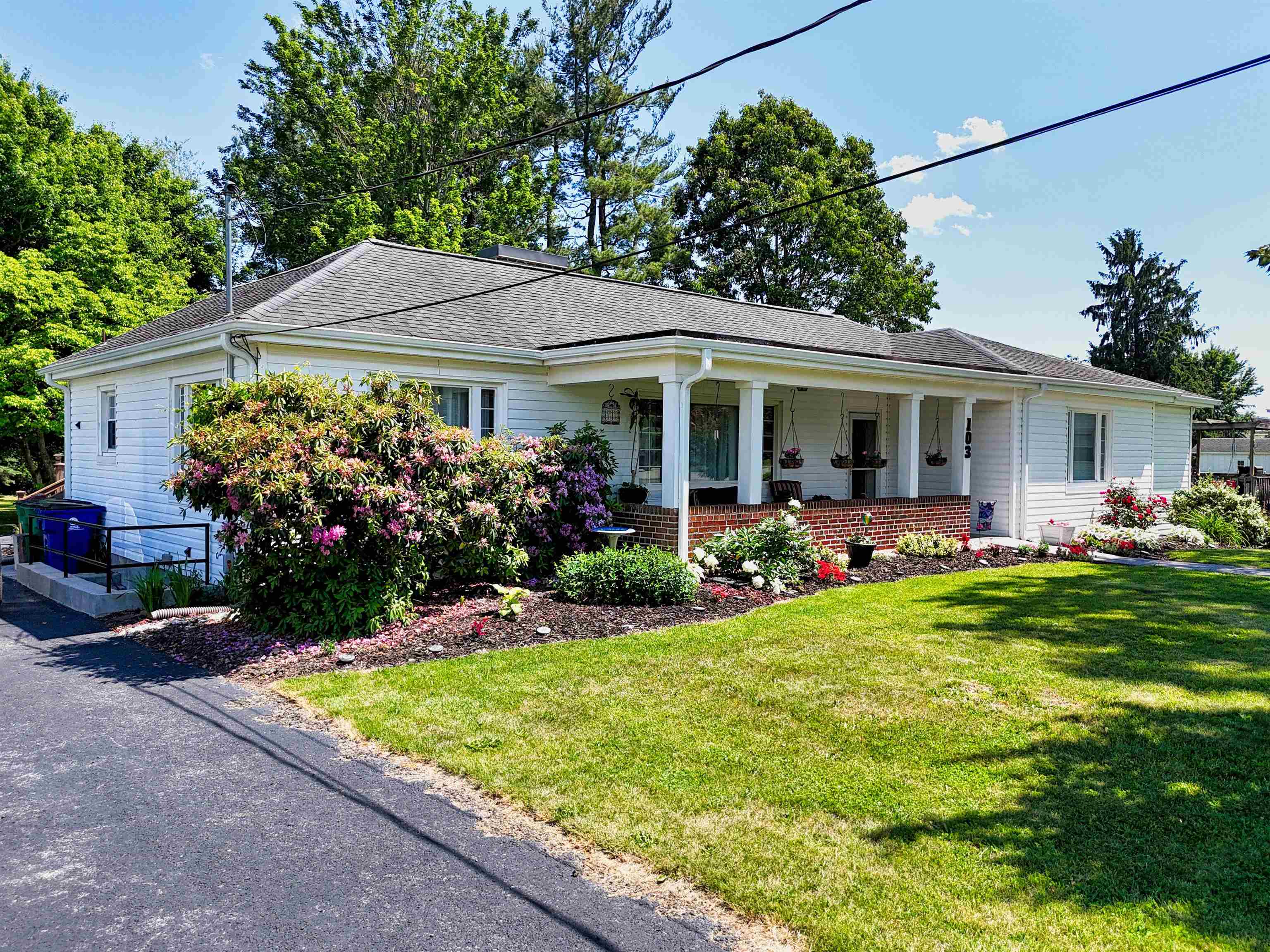 103 Ellett Drive SE Christiansburg VA 24073