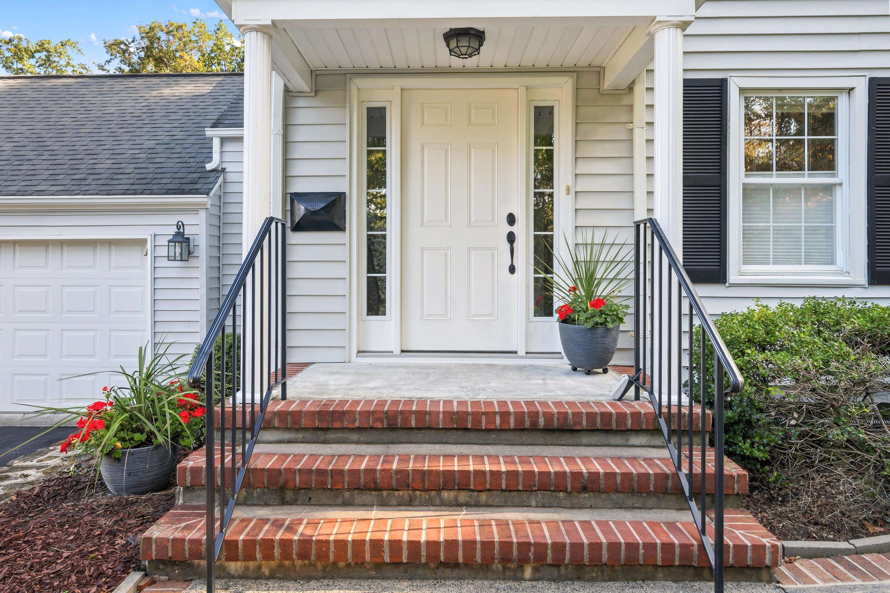 705 High Street Pearisburg VA 24134