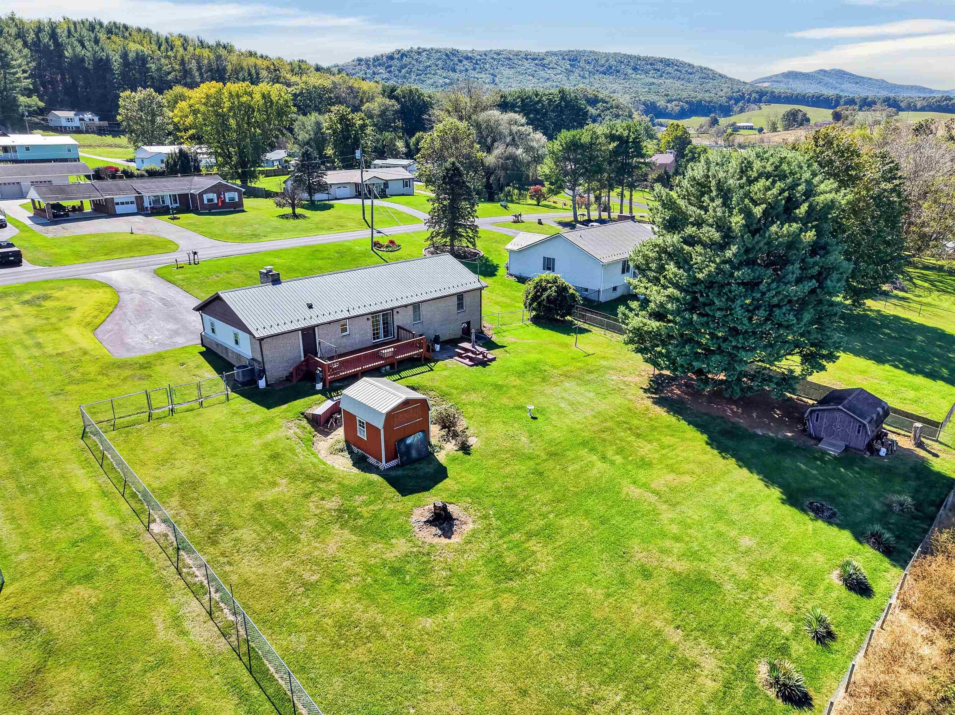 192 Whispering Pines Drive Max Meadows VA 24360