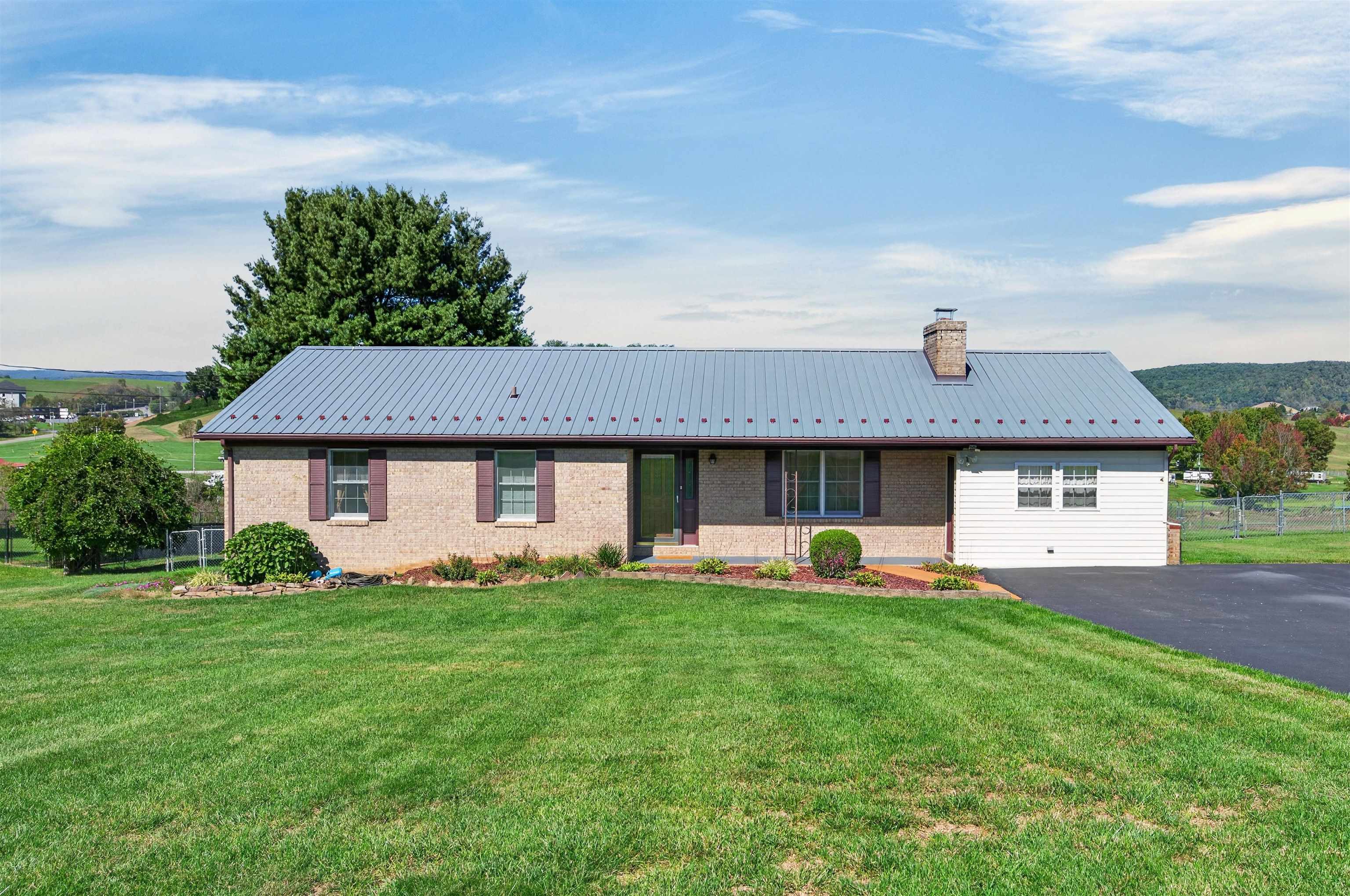 192 Whispering Pines Drive Max Meadows VA 24360