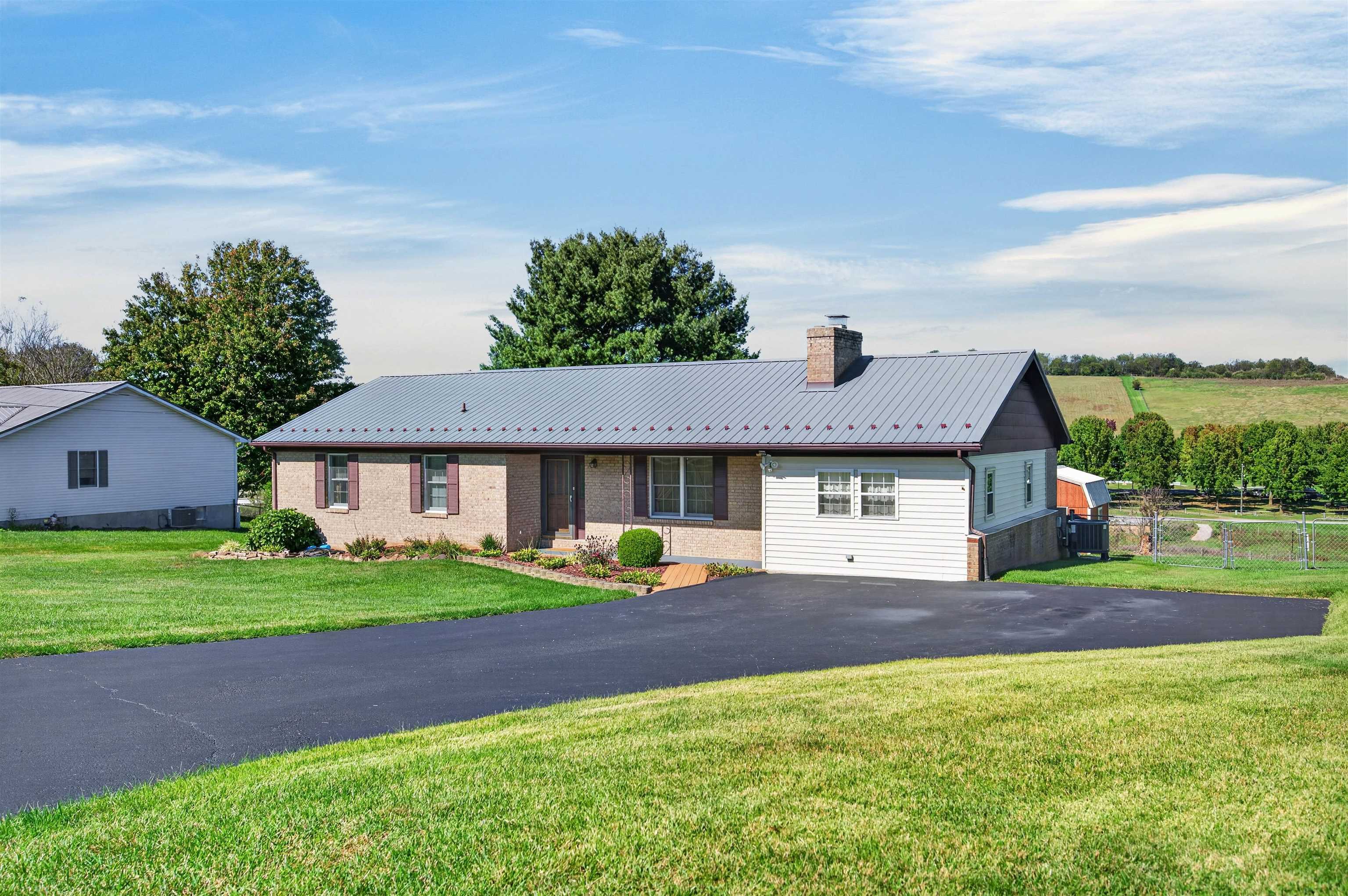 192 Whispering Pines Drive Max Meadows VA 24360