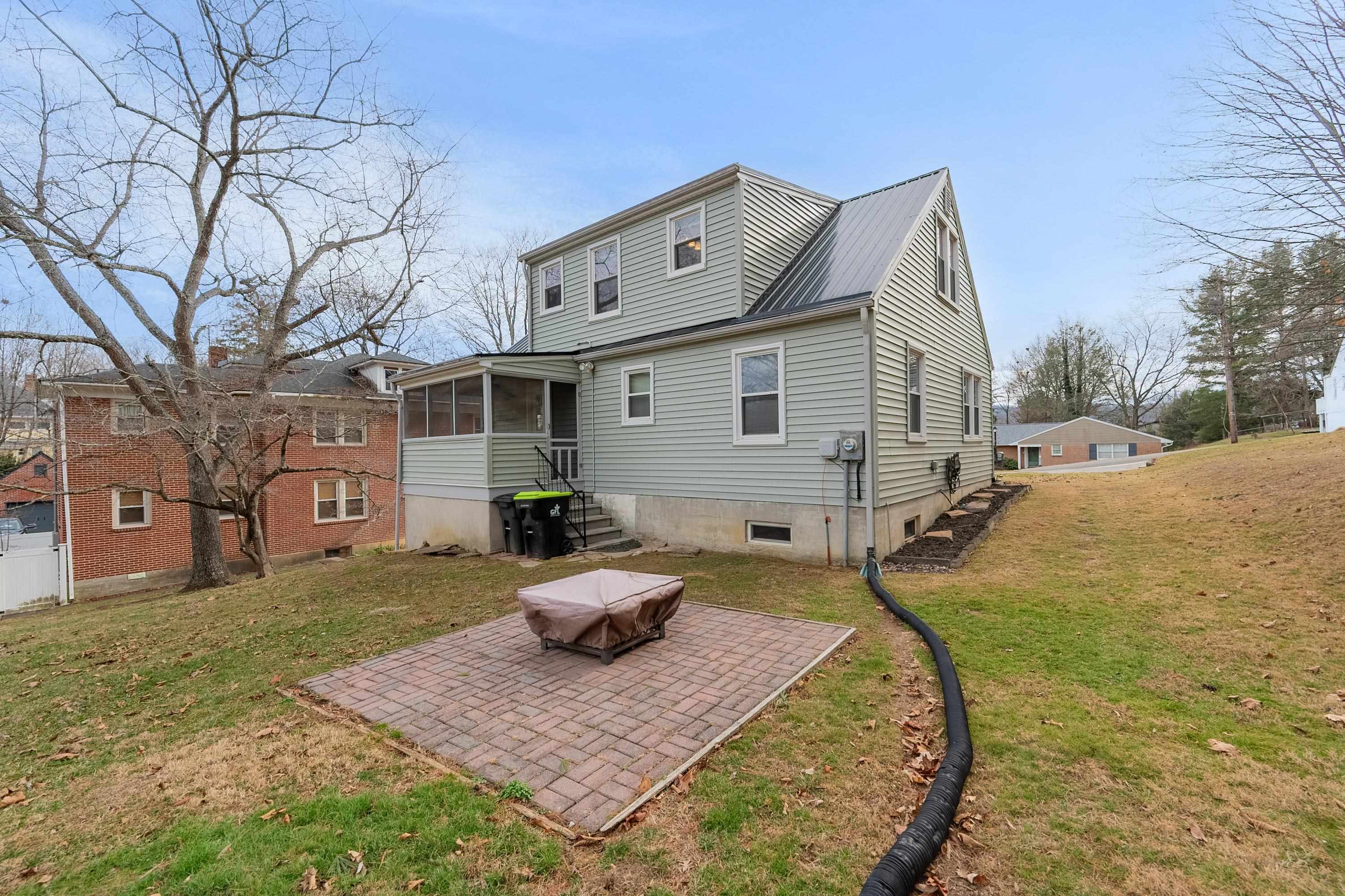 120 Tenth Street NW Pulaski VA 24301