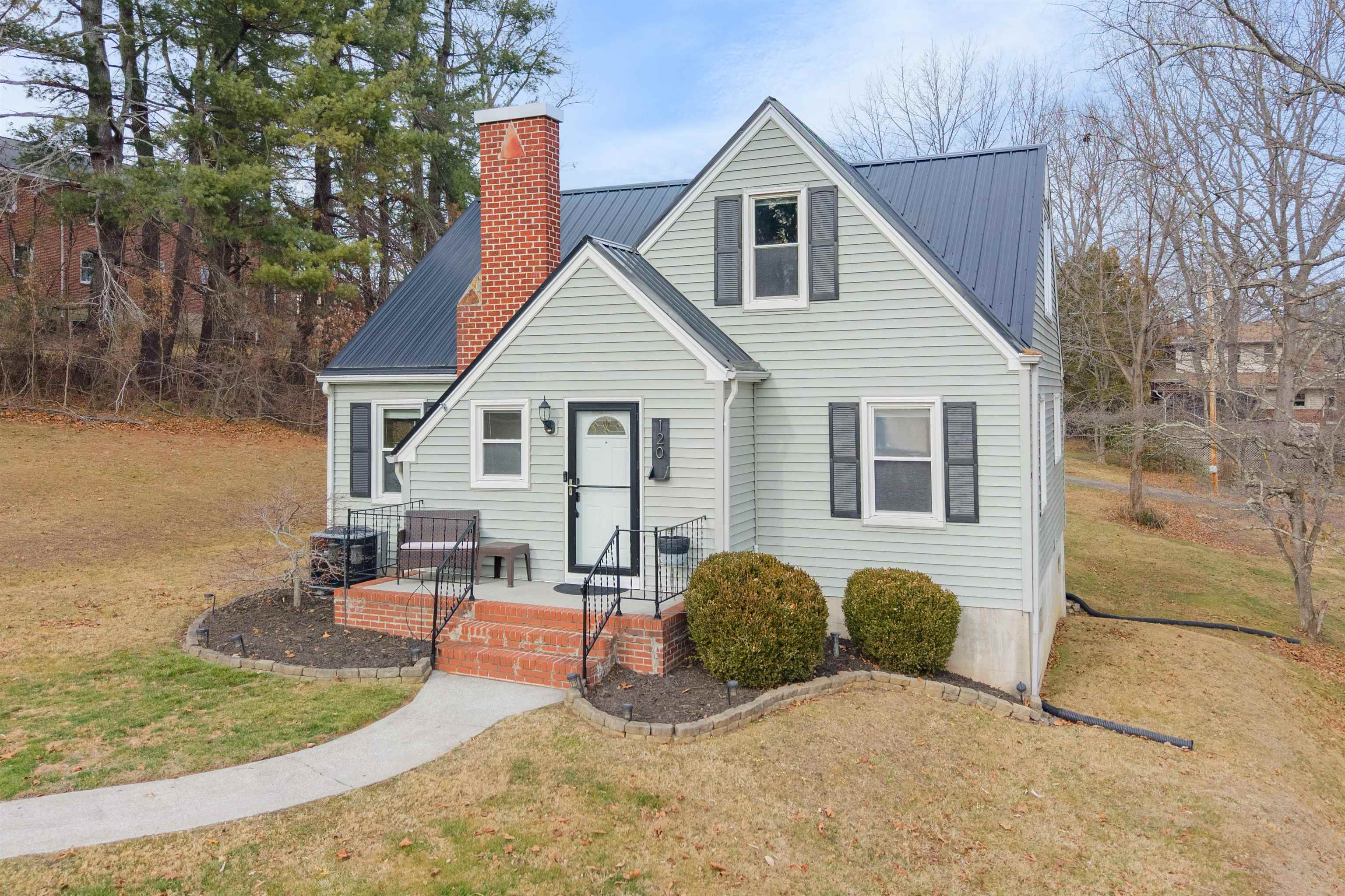 120 Tenth Street NW Pulaski VA 24301