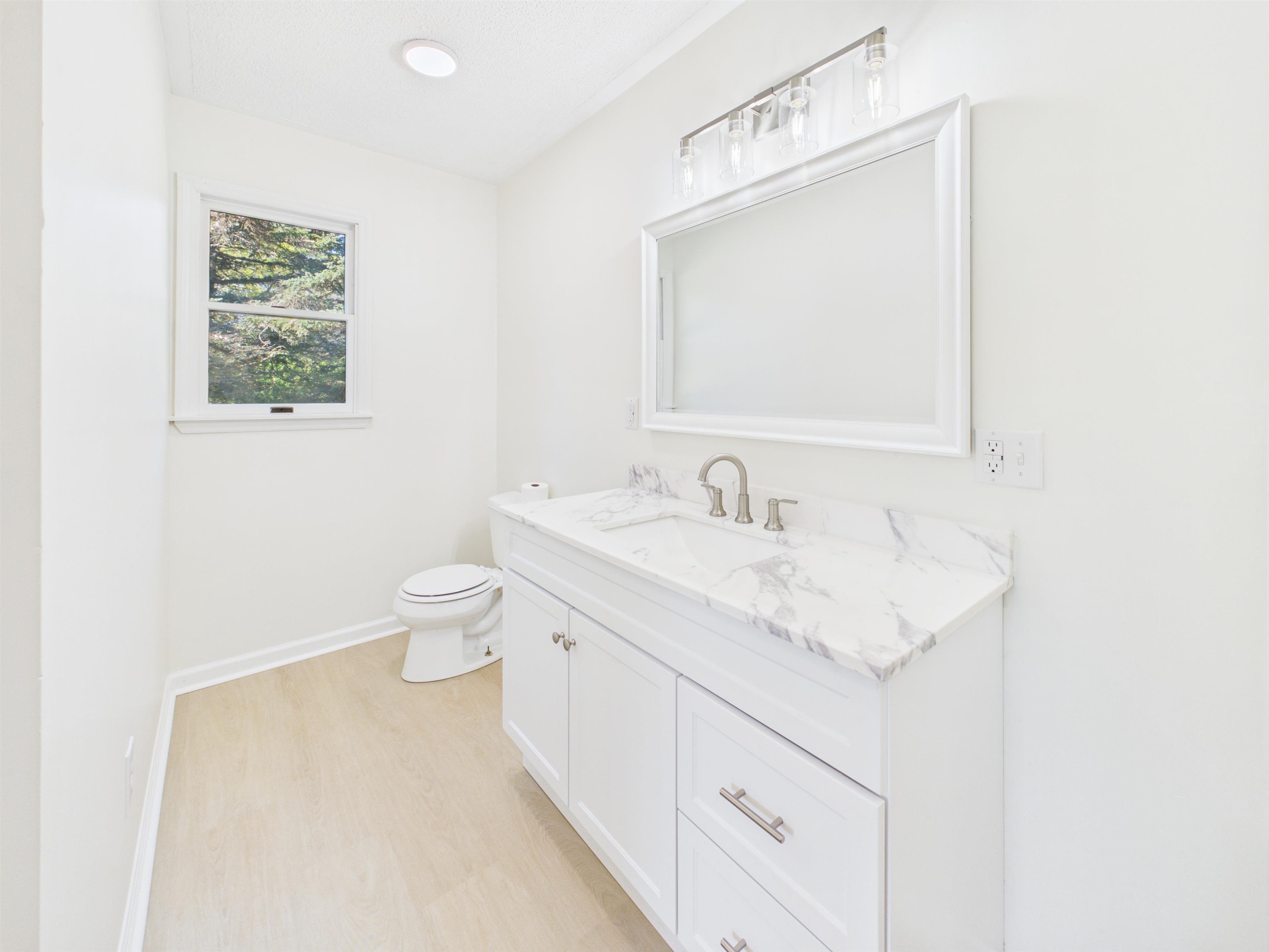 7332 Manns Drive Fairlawn VA 24141