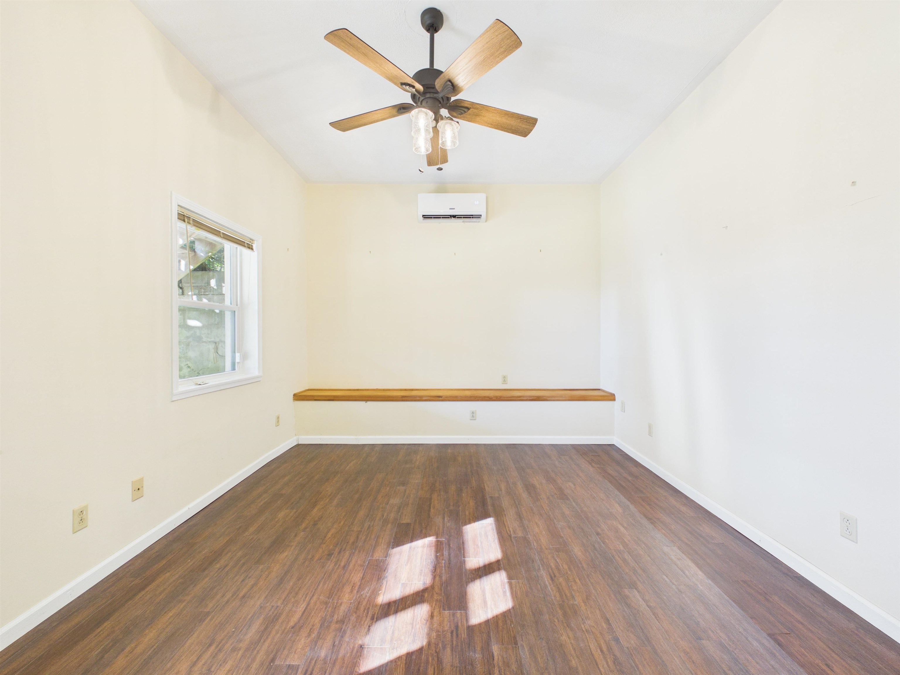 7332 Manns Drive Fairlawn VA 24141