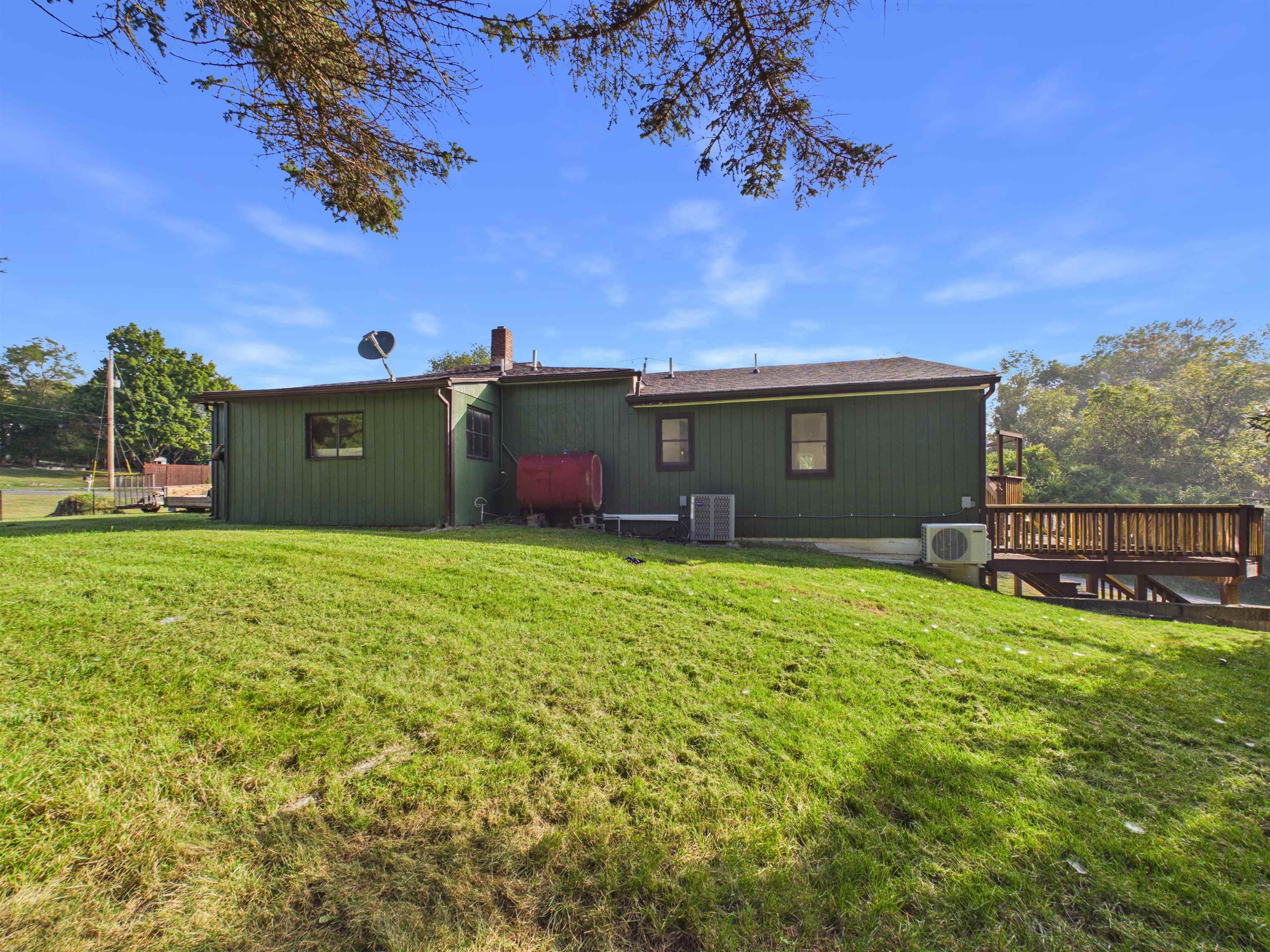 7332 Manns Drive Fairlawn VA 24141